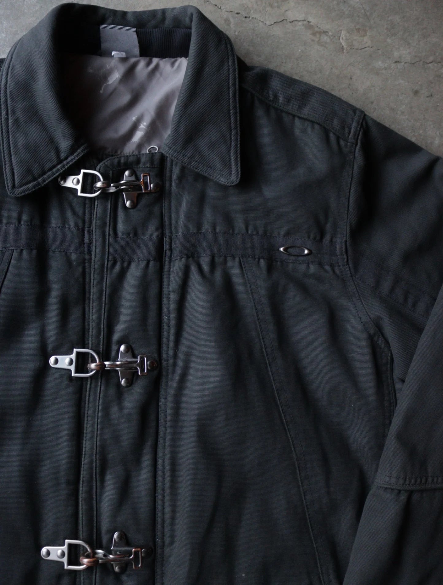1990S OAKLEY SOFTWARE CLASP JACKET – TWO FOLD