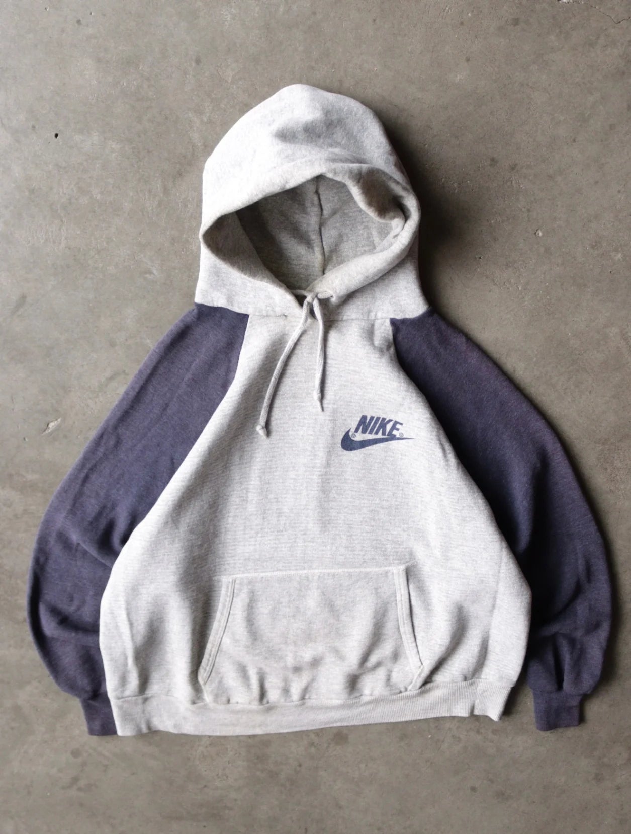 1990S NIKE HOODED SWEATSHIRT