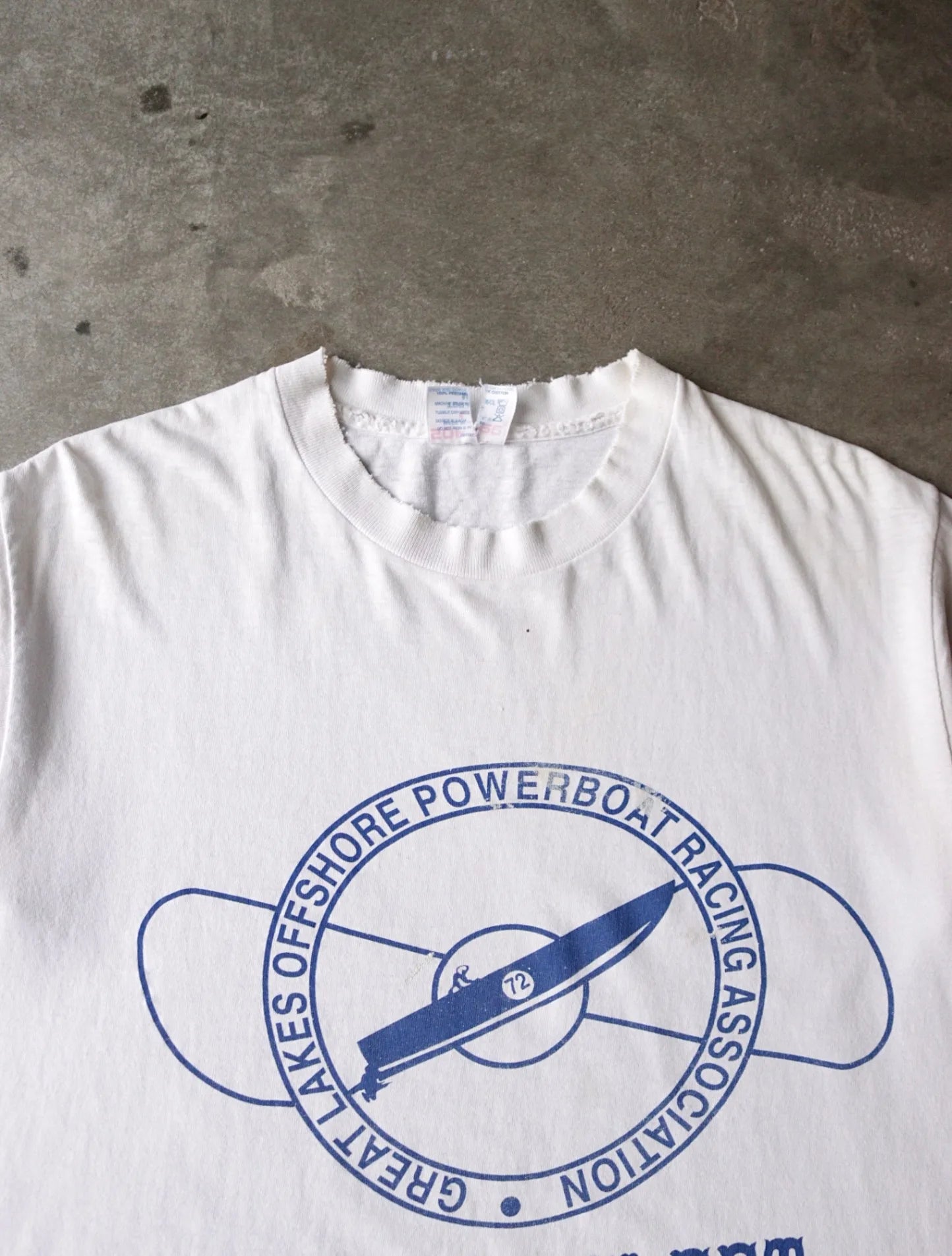 2000S TURN BOAT TEE