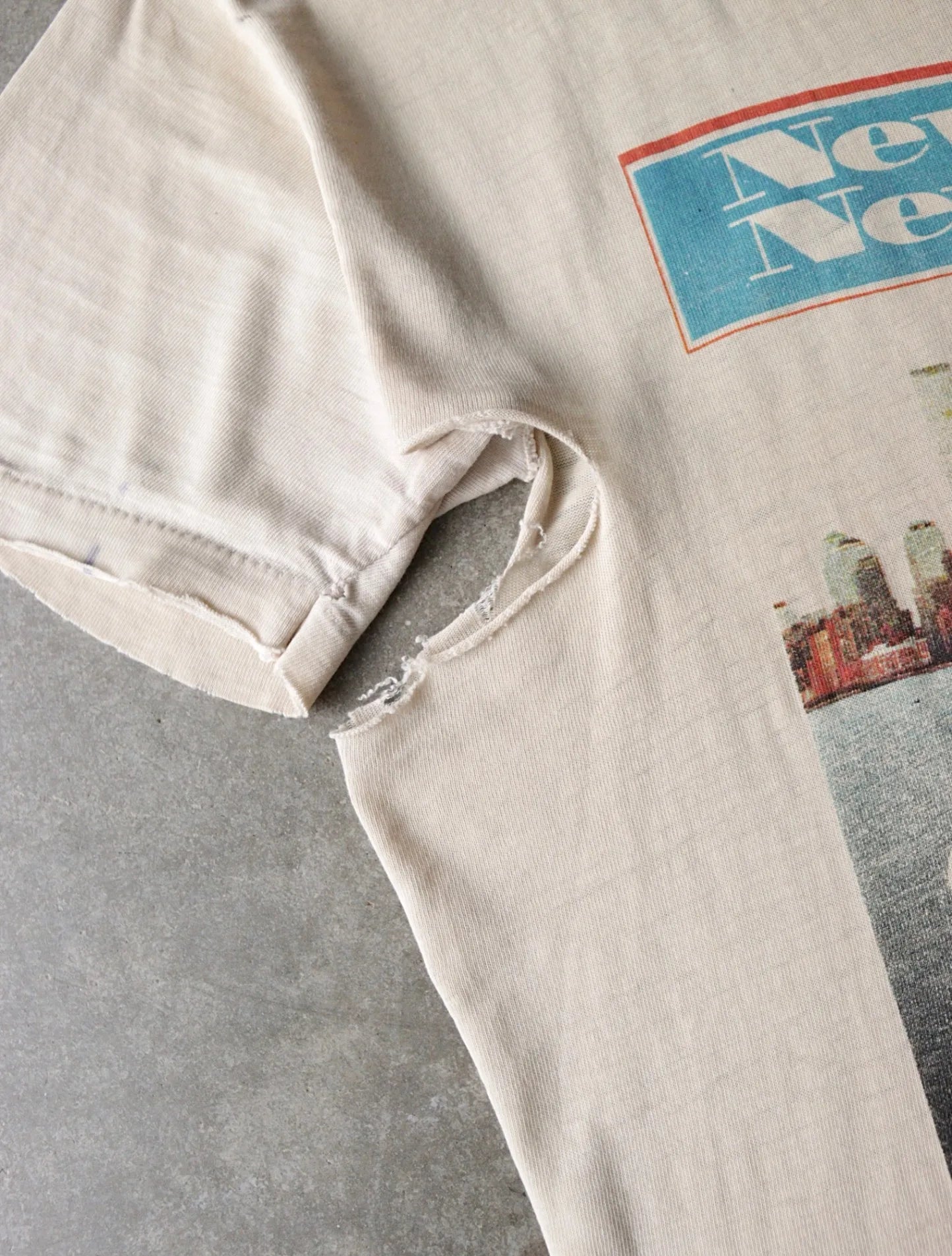 1980S TRASHED NEW YORK TEE