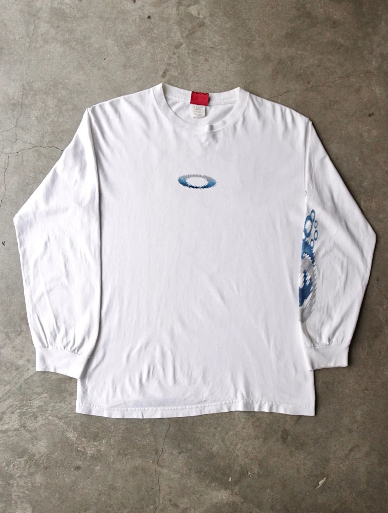 2000S OAKLEY BLUE FLAME L/S TEE