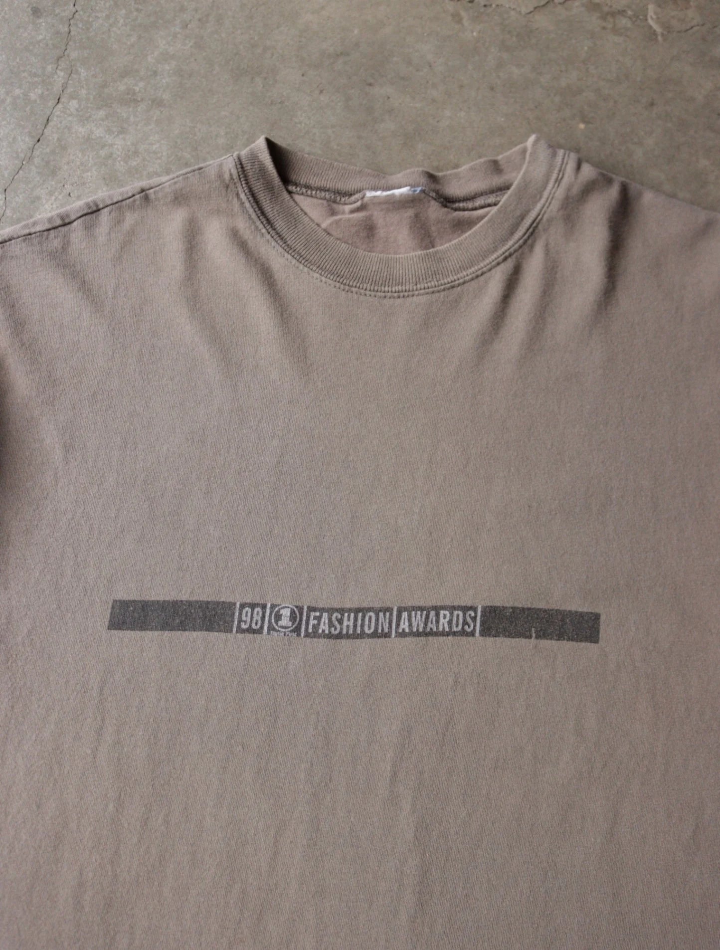 2000S FASHION AWARDS TEE