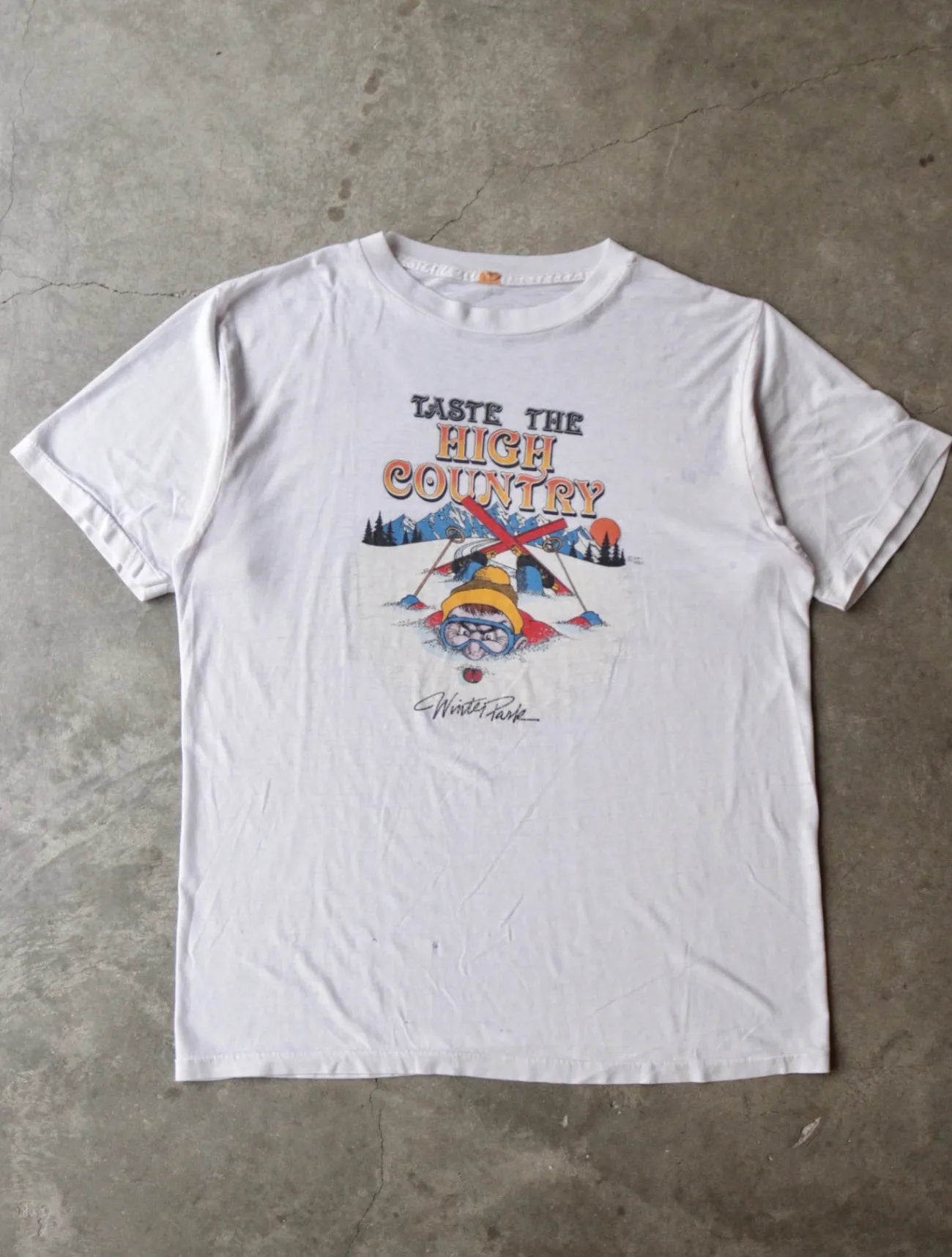 1980S SKIING TEE