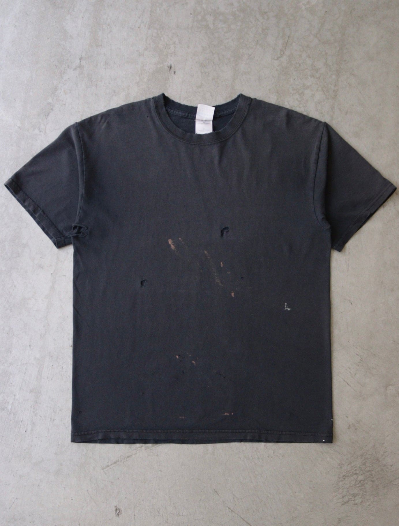 2000S DISTRESSED YEAR ONE TEE