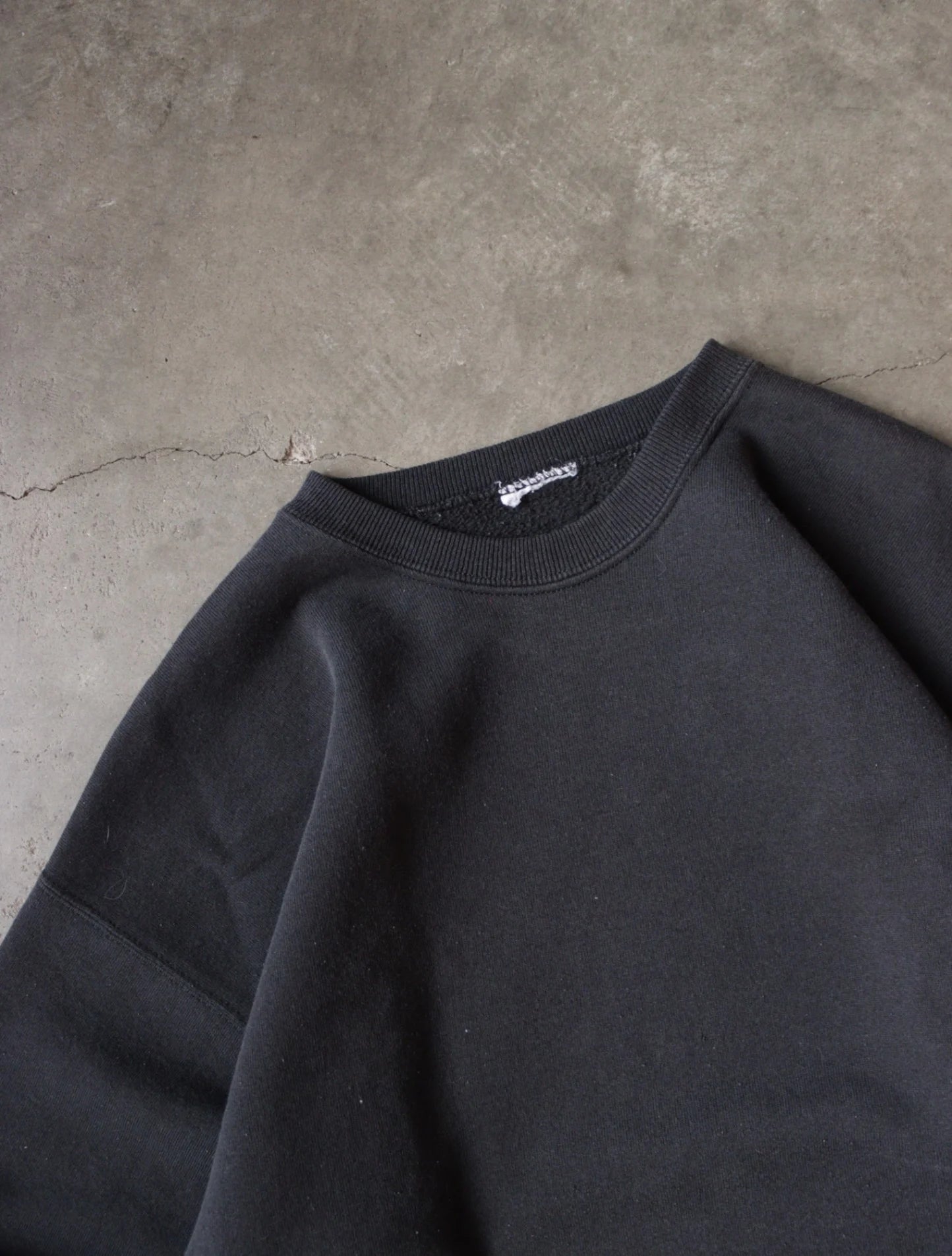 1990S BLANK FADED SWEATSHIRT