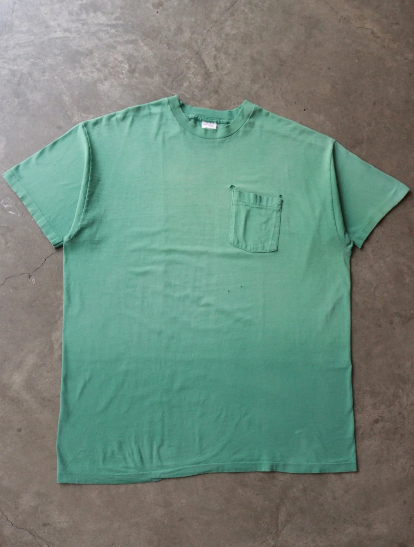 1980S FADED BLANK POCKET TEE