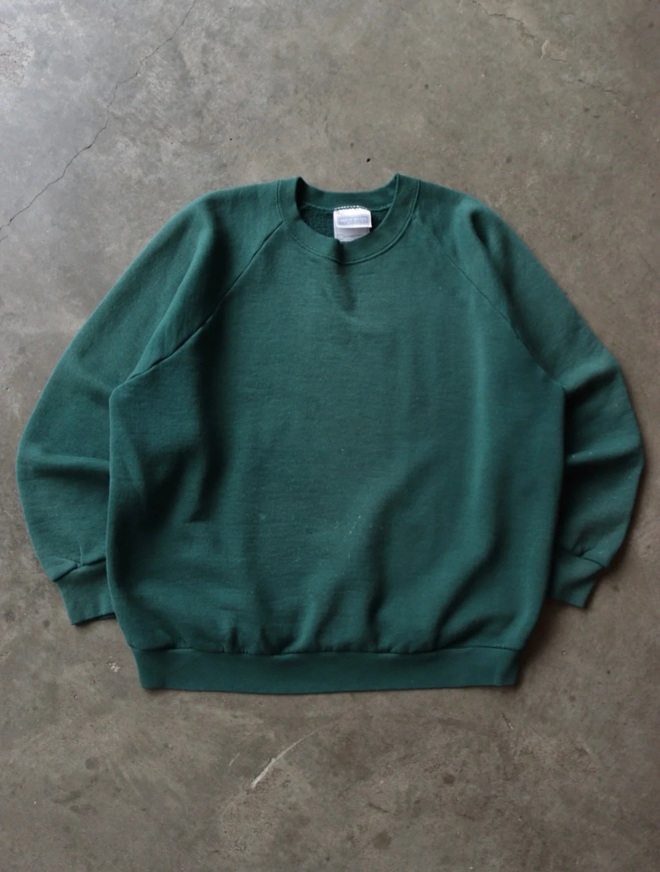 1980S FADED GREEN RAGLAN SWEATSHIRT