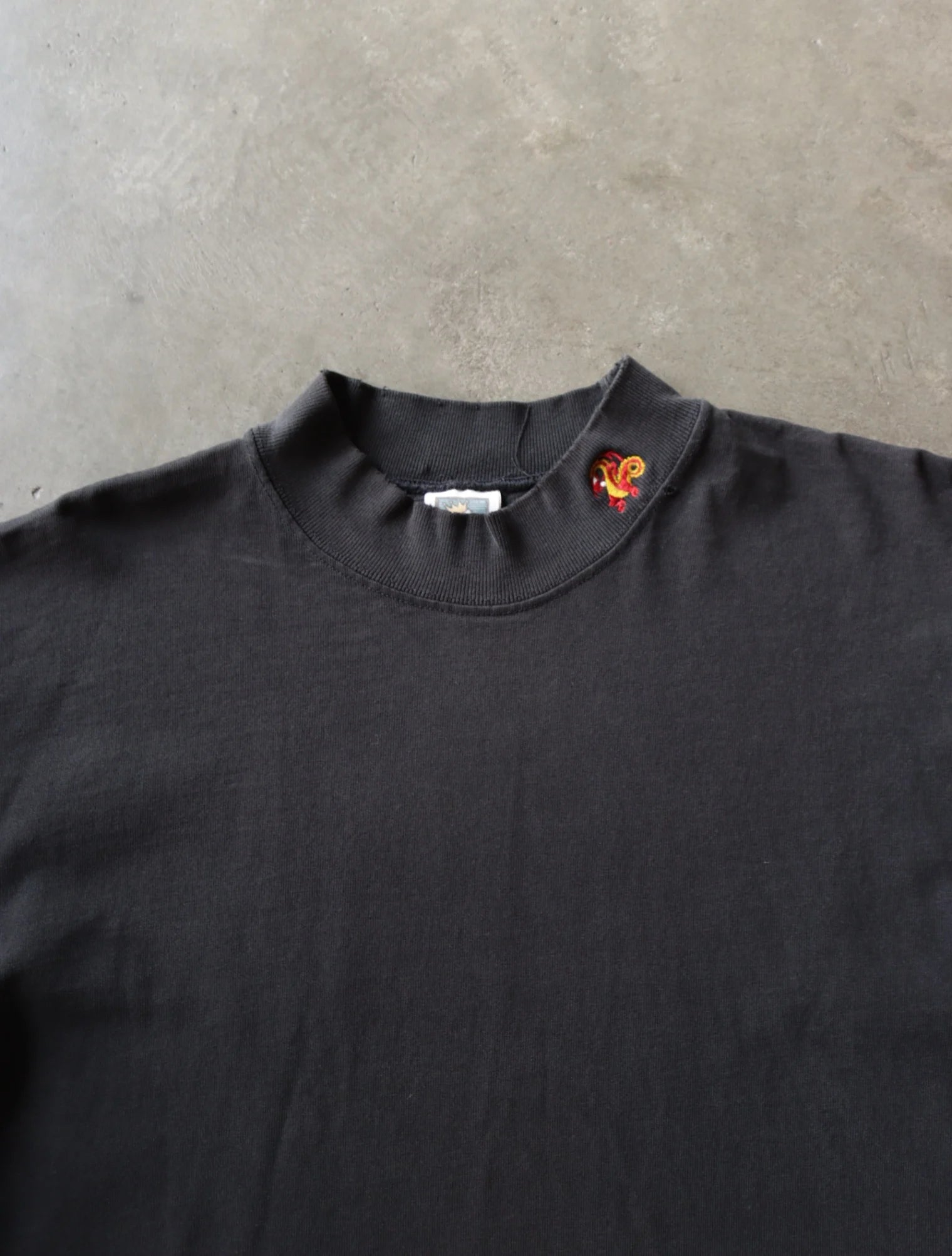 1990S FADED MOCK NECK L/S TEE