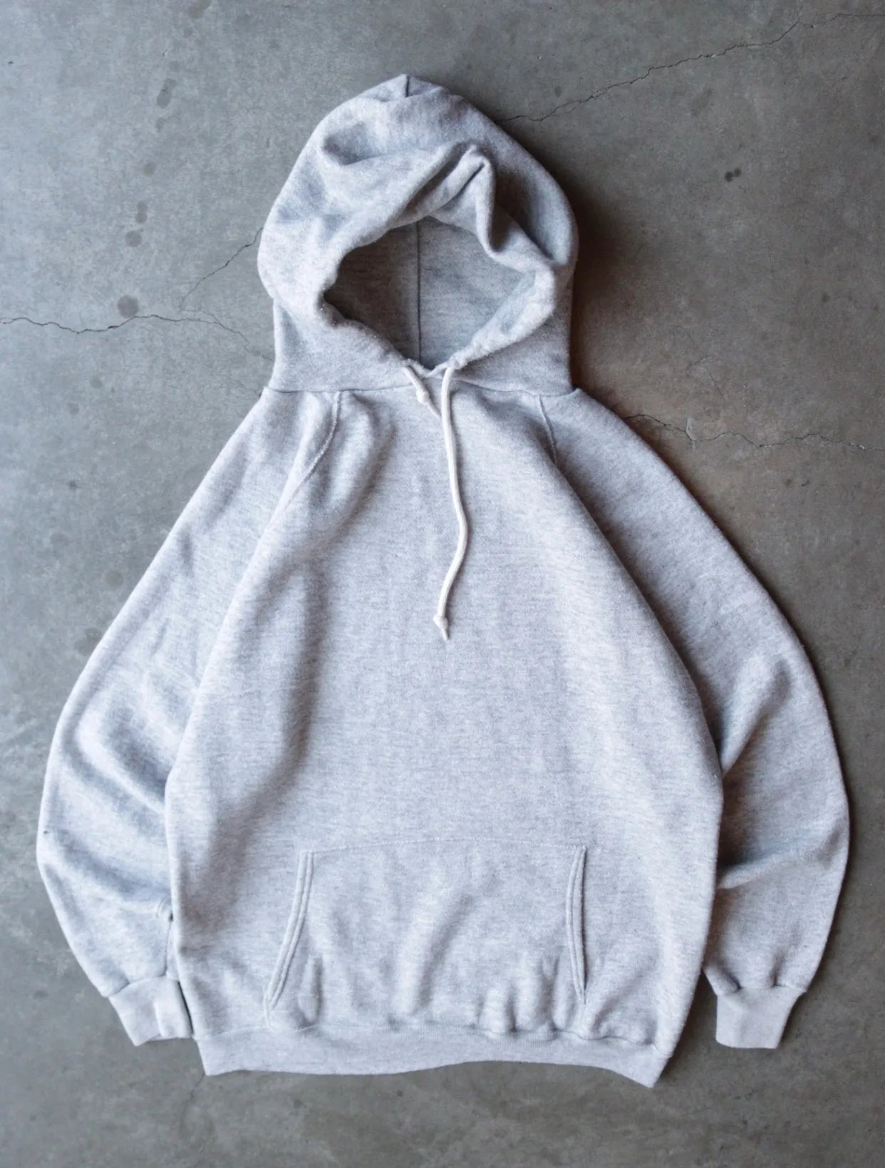 1980S GRAY HOODED SWEATSHIRT