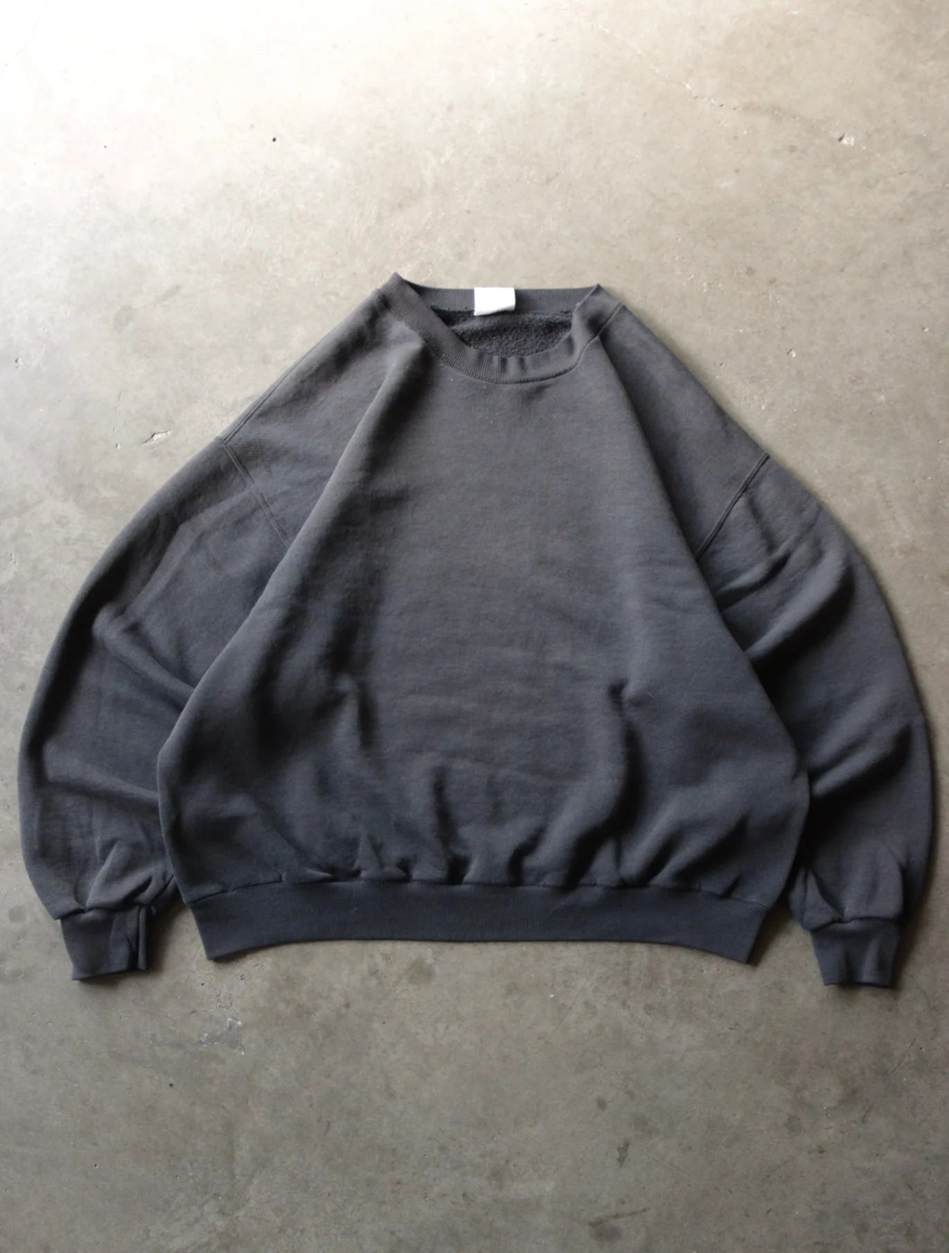 1990S FADED SWEATSHIRT