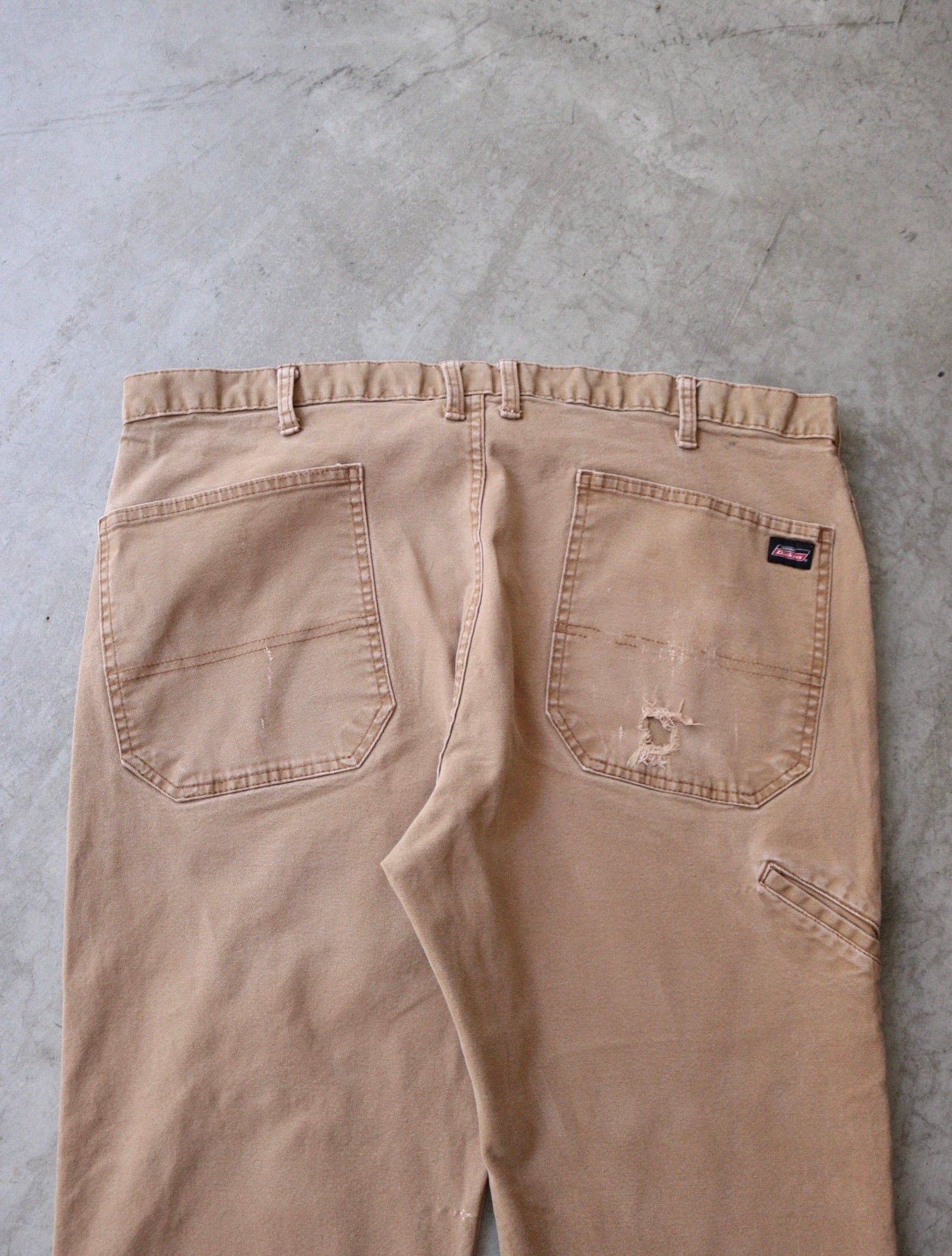 DICKIES DISTRESSED CARPENTER PANTS