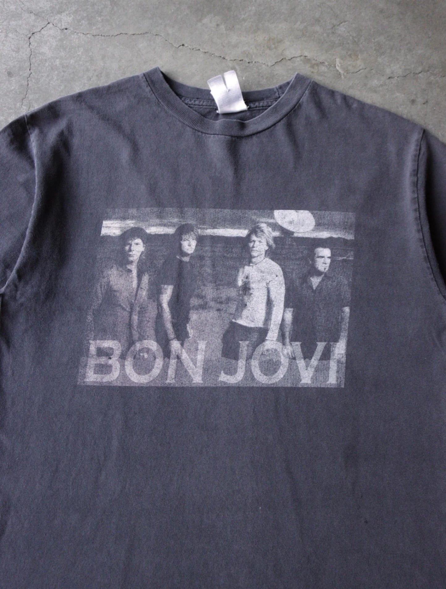 2000S BON JOVI BAND TEE