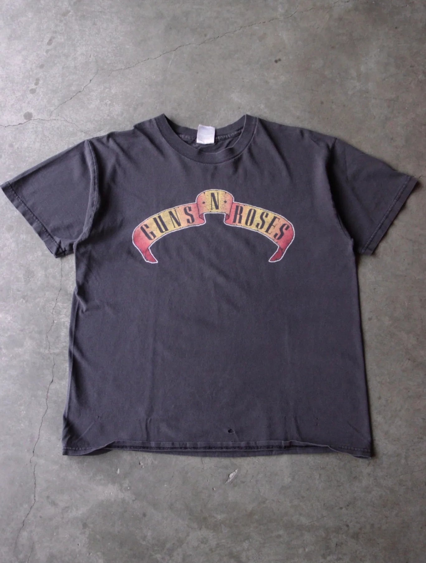 2000S GUNS N ROSES BAND TEE