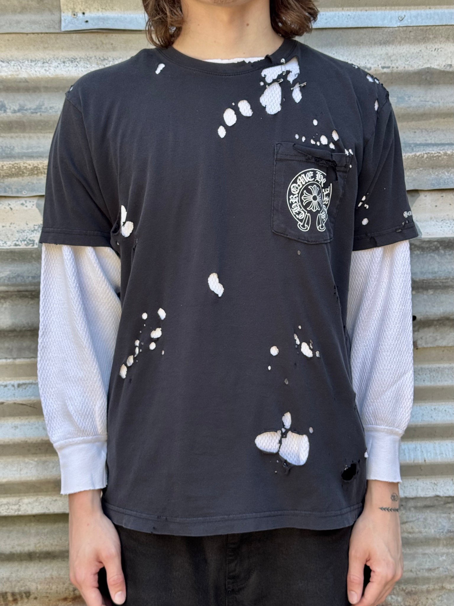 2000S CHROME HEARTS DISTRESSED HORSESHOE LOGO TEE + VINTAGE WAFFLE THERMAL
