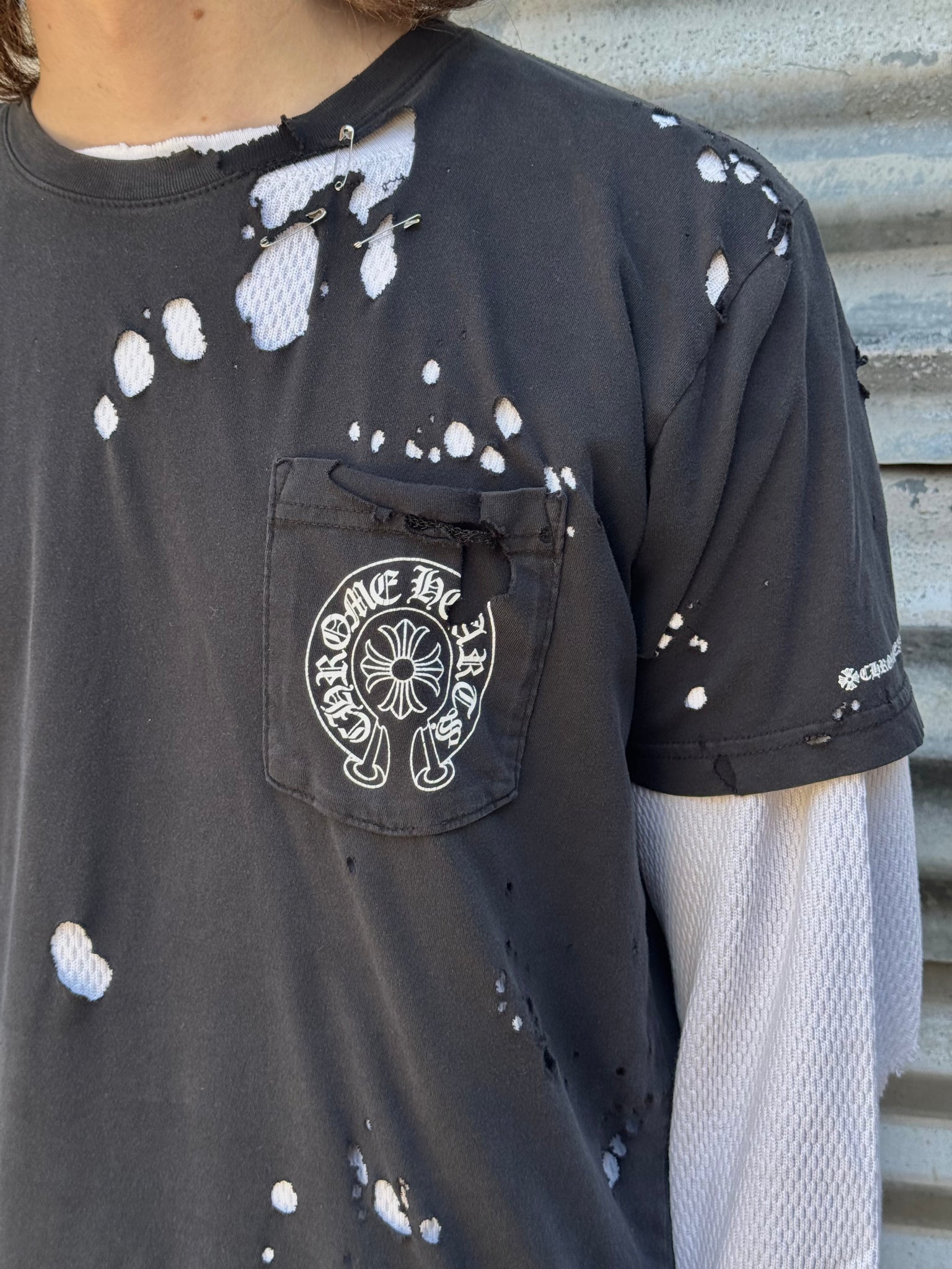 2000S CHROME HEARTS DISTRESSED HORSESHOE LOGO TEE + VINTAGE WAFFLE THERMAL