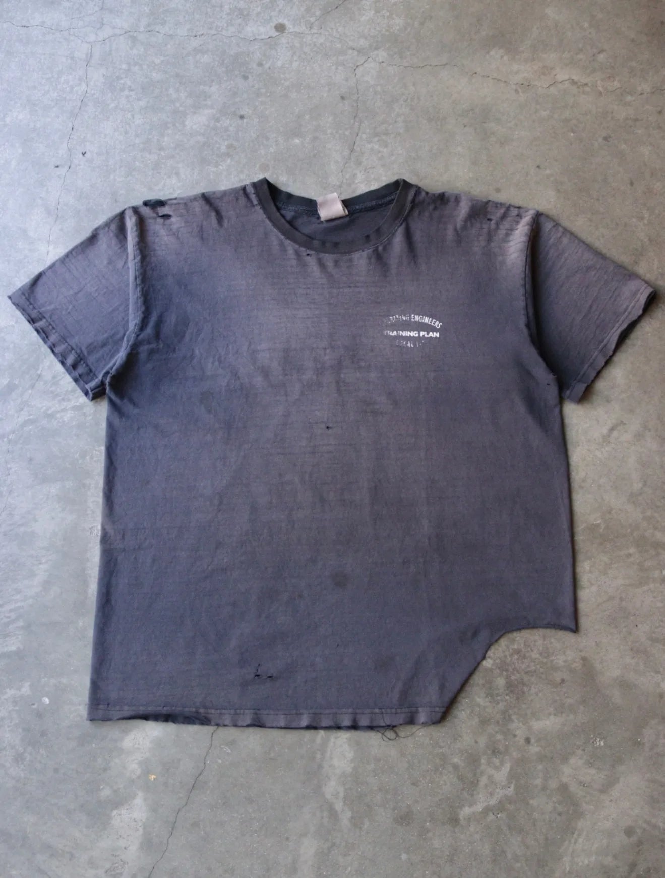 1990S FADED TRAINING PLAN TEE