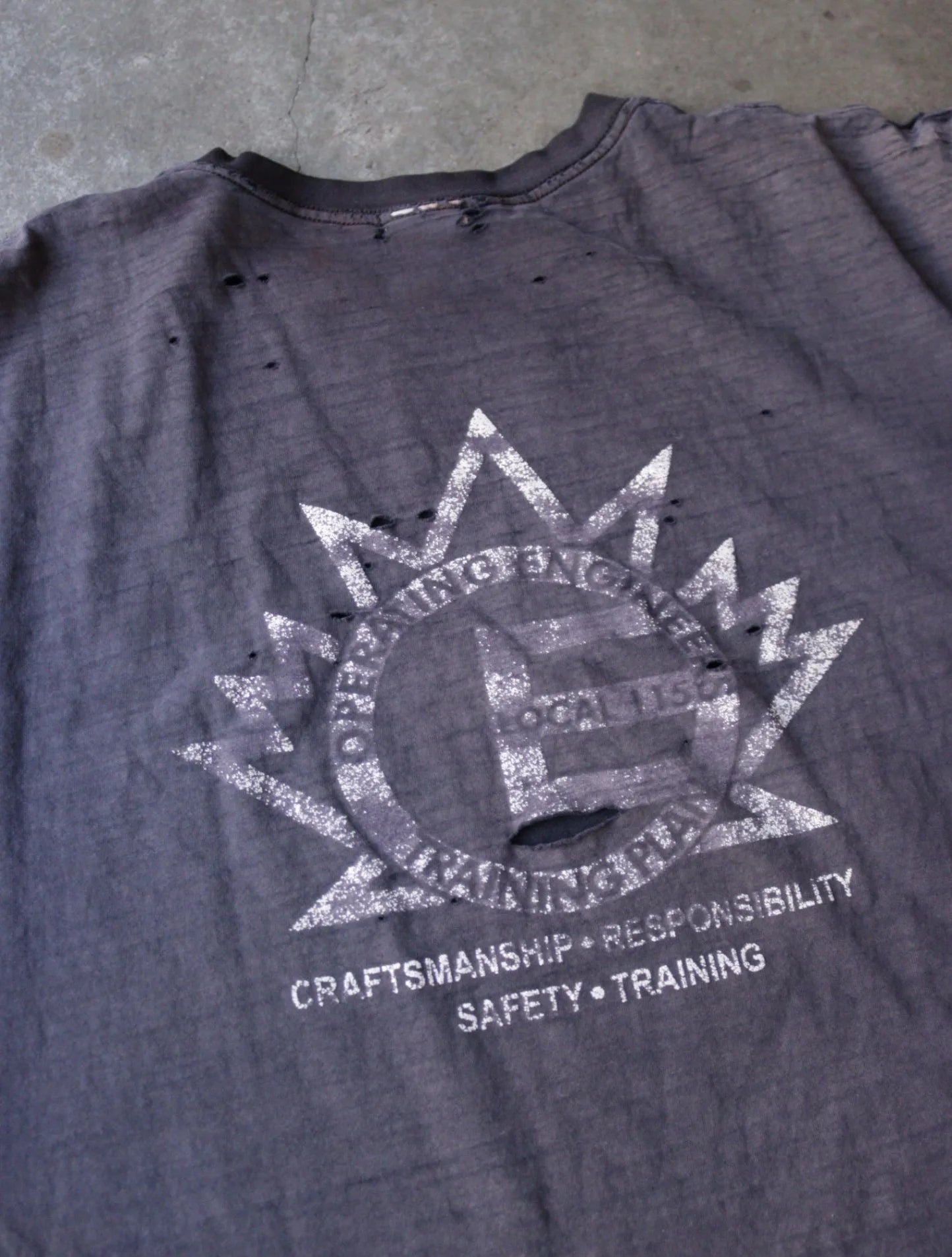 1990S FADED TRAINING PLAN TEE