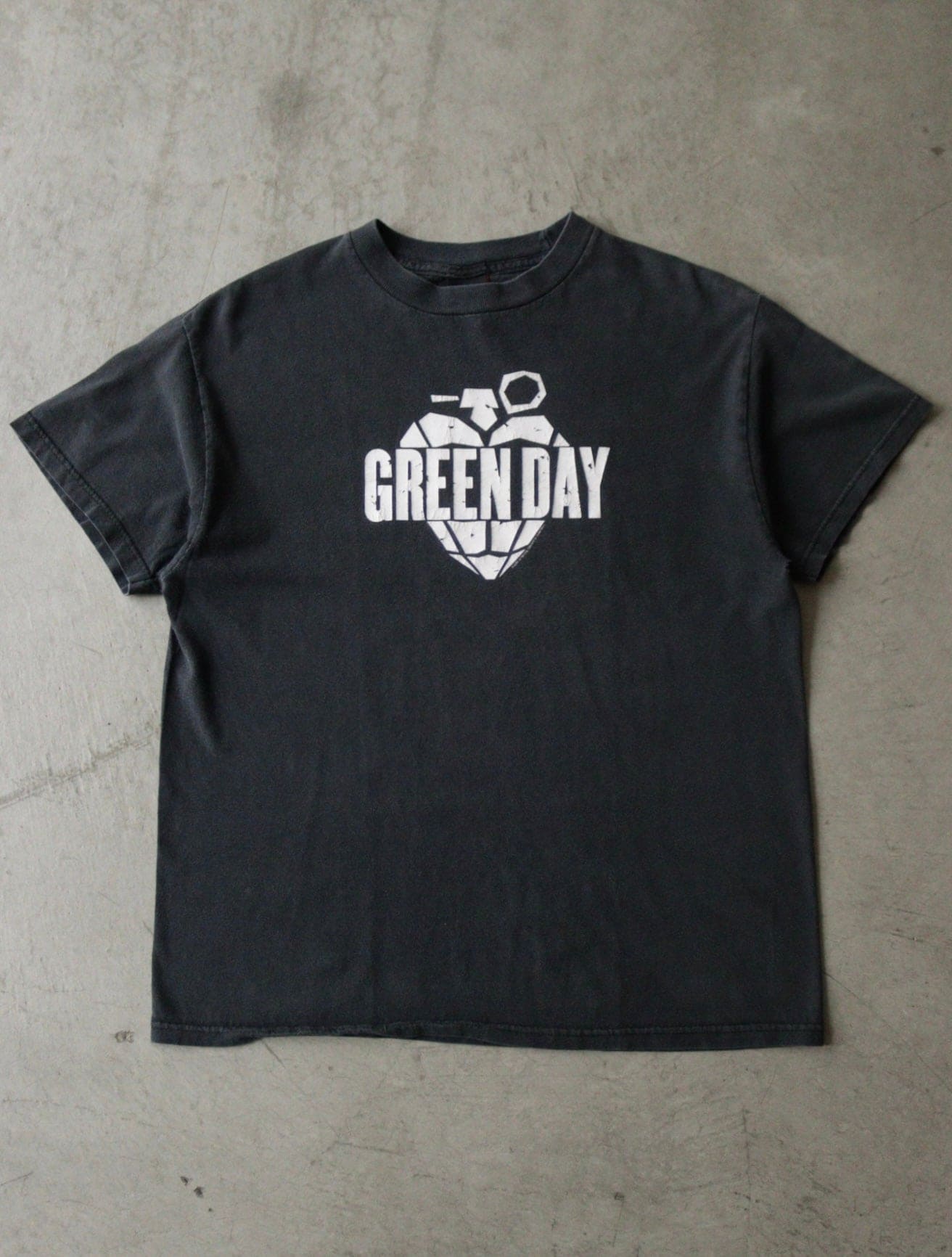 2000S GREEN DAY BAND TEE