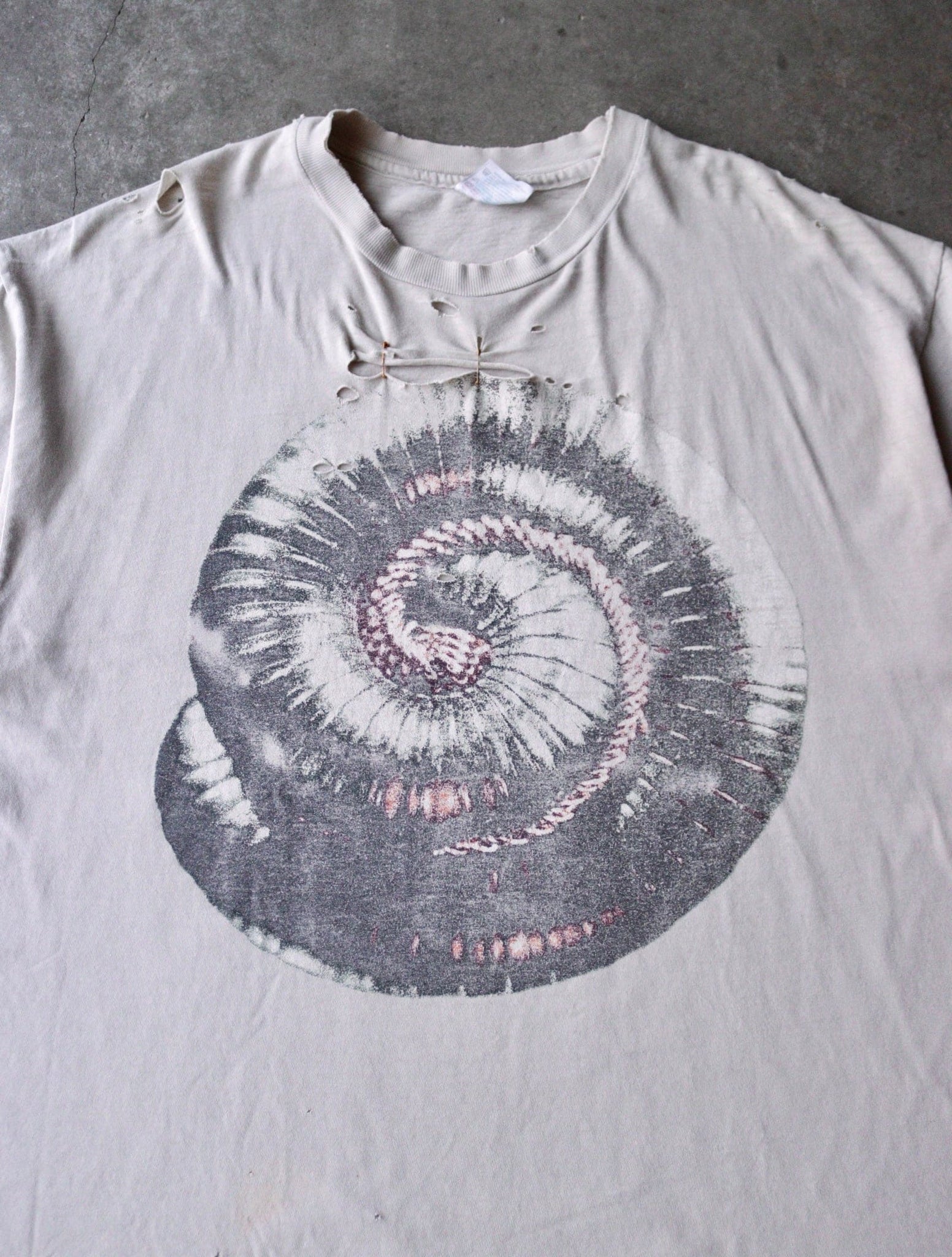 1990S NINE INCH NAILS 'CLOSER TO GOD' BAND TEE