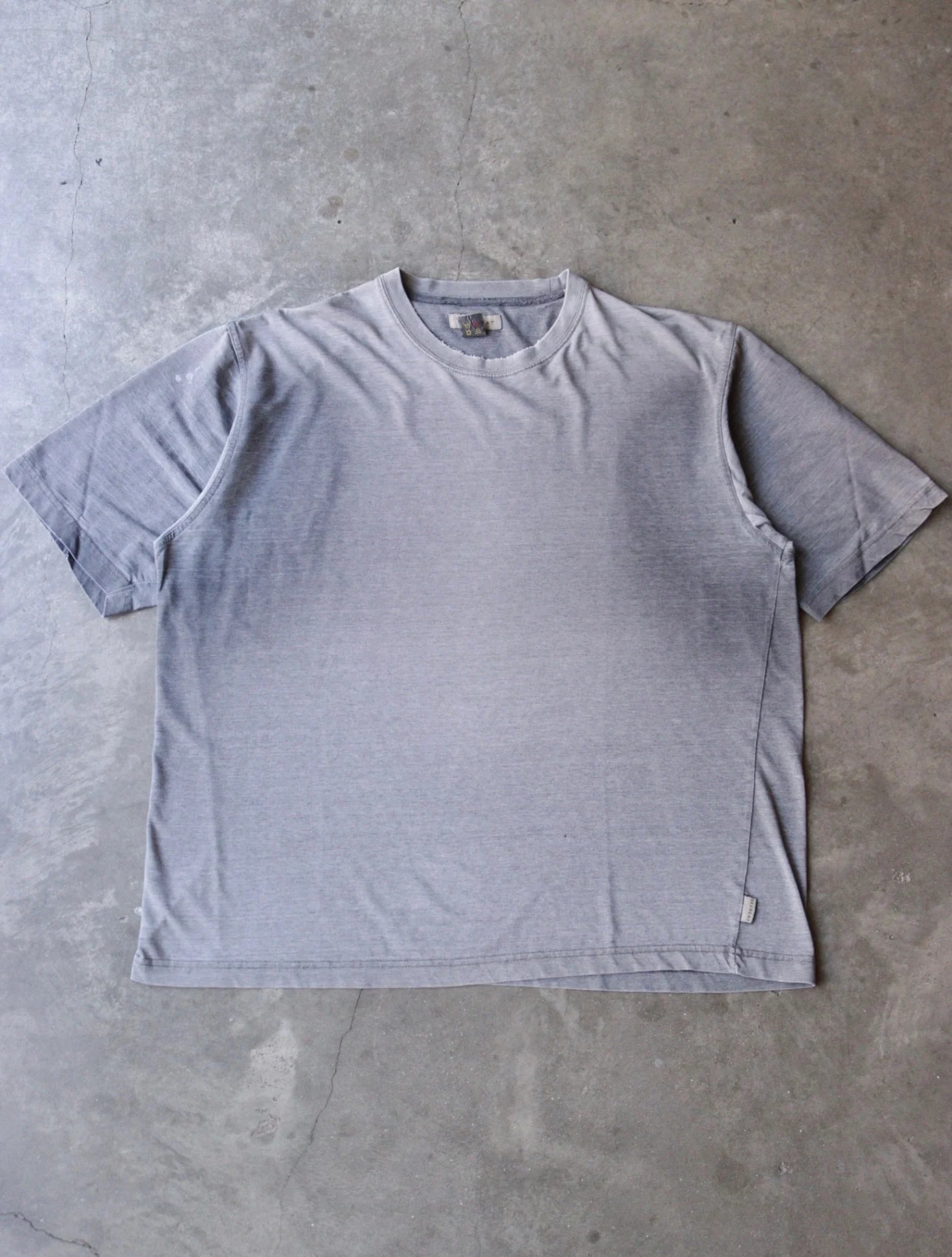 1990S TEE