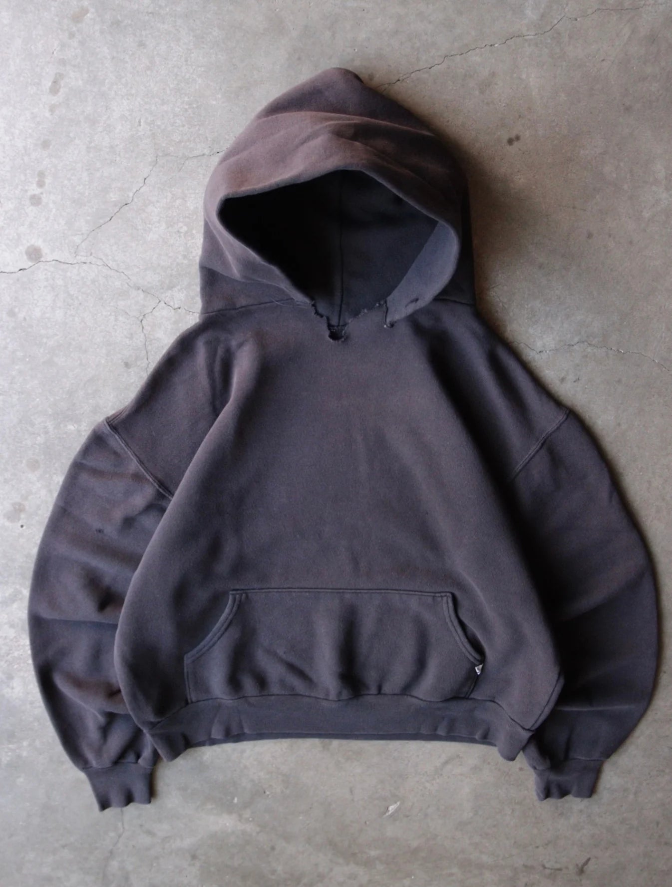 1990S FADED HOODED SWEATSHIRT