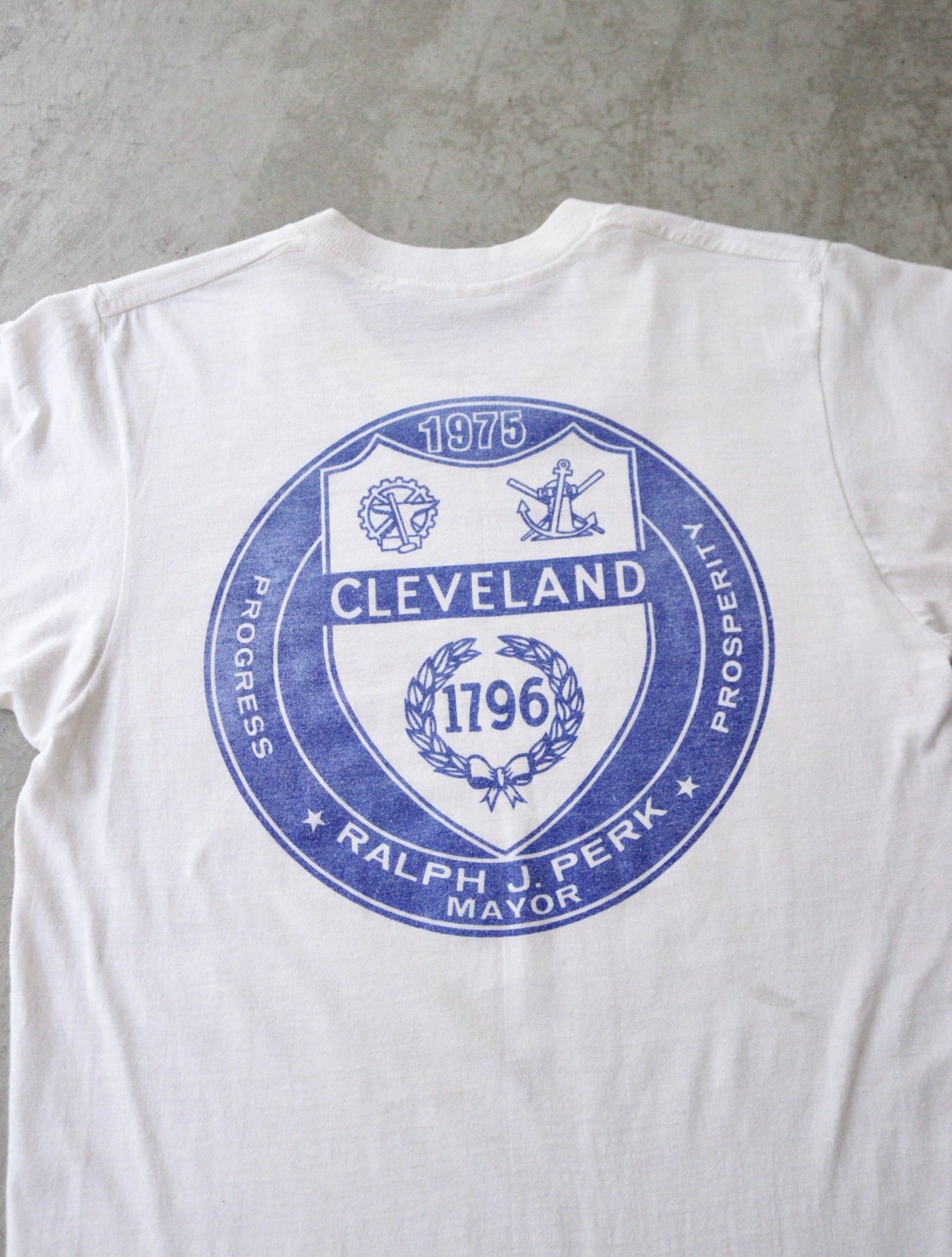 1970S YOUTH SERVICES TEE