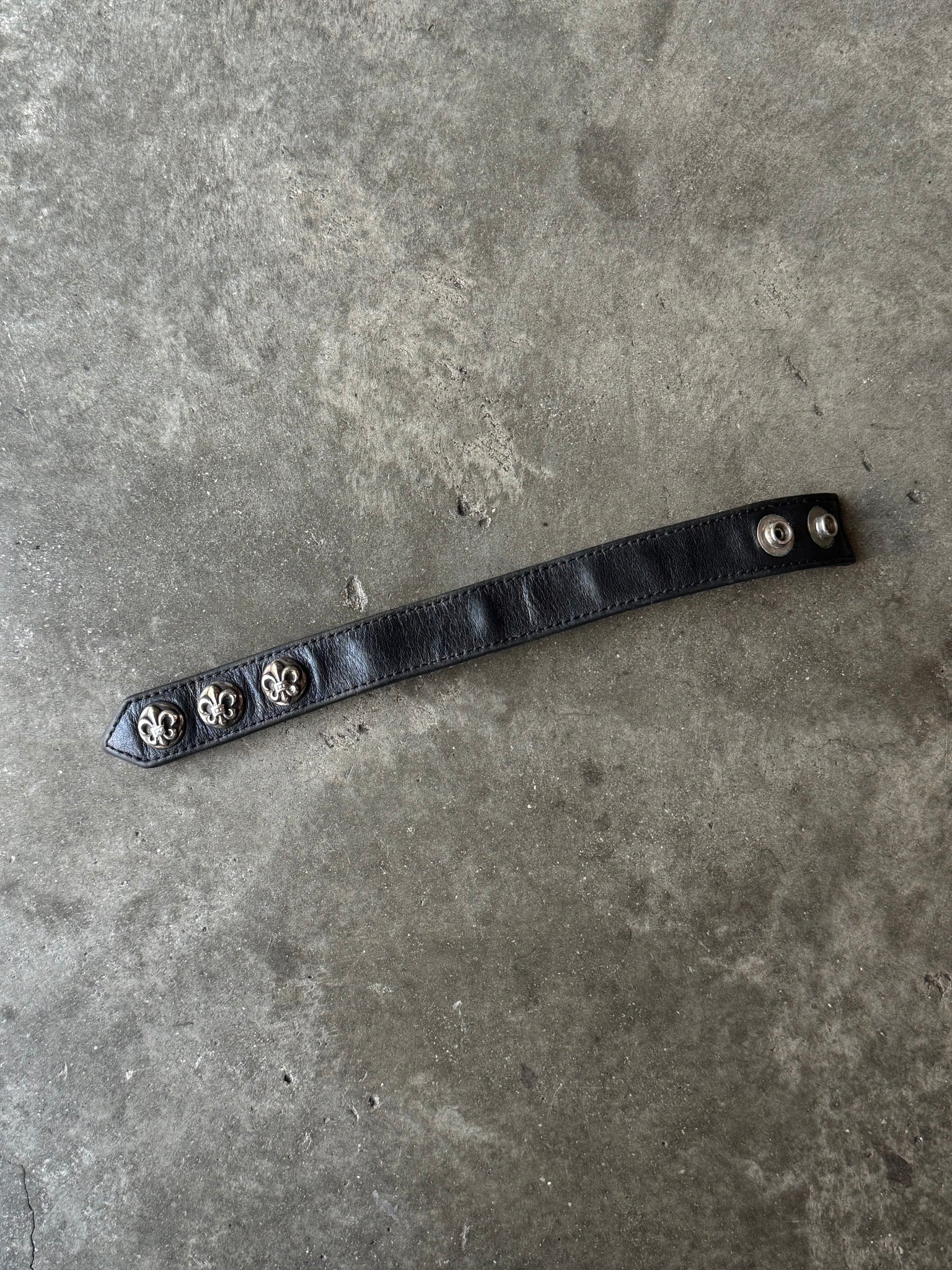 2000S CHROME HEARTS LEATHER 3 STUD BRACELET