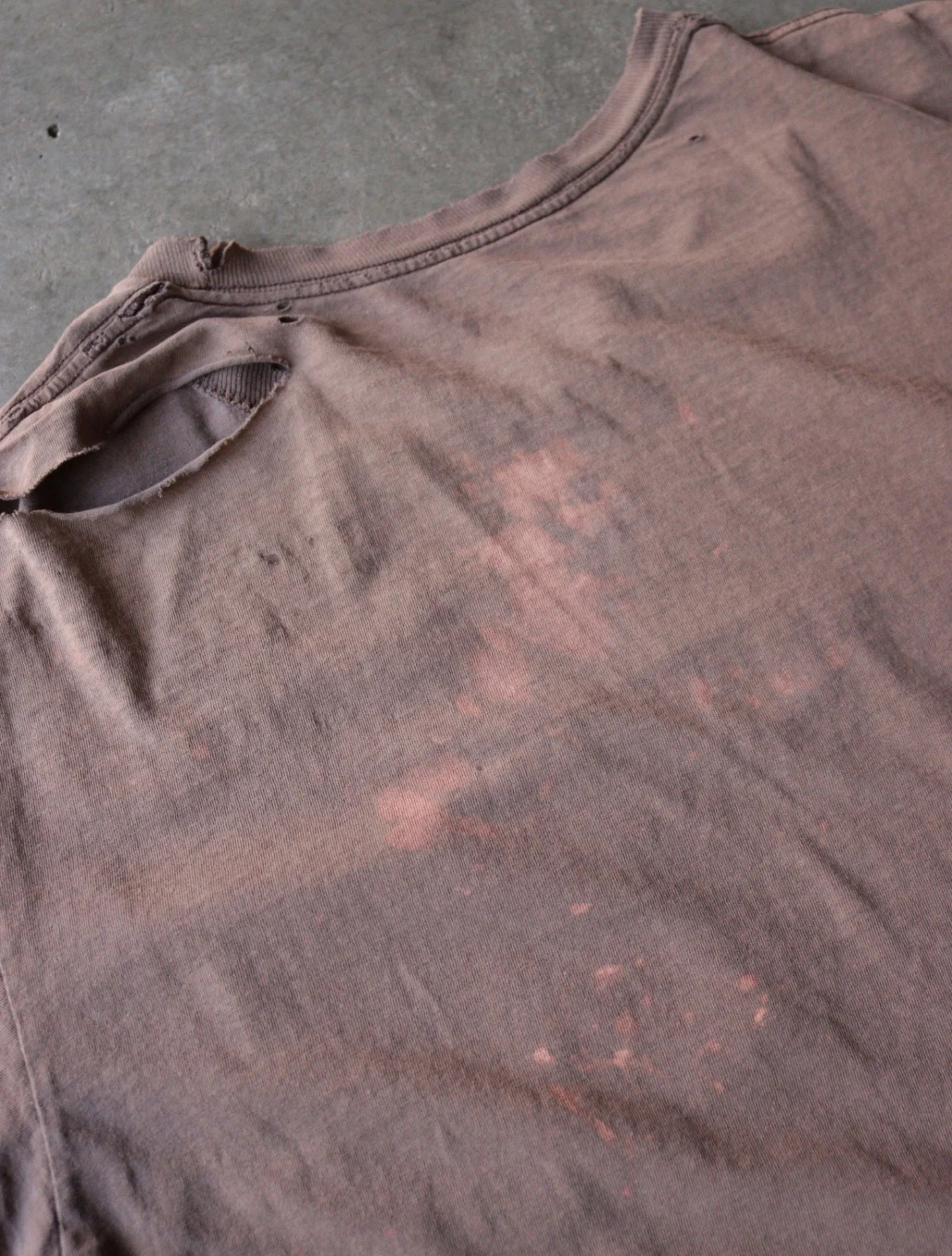 1990S THRASHED BROWN BLANK TEE