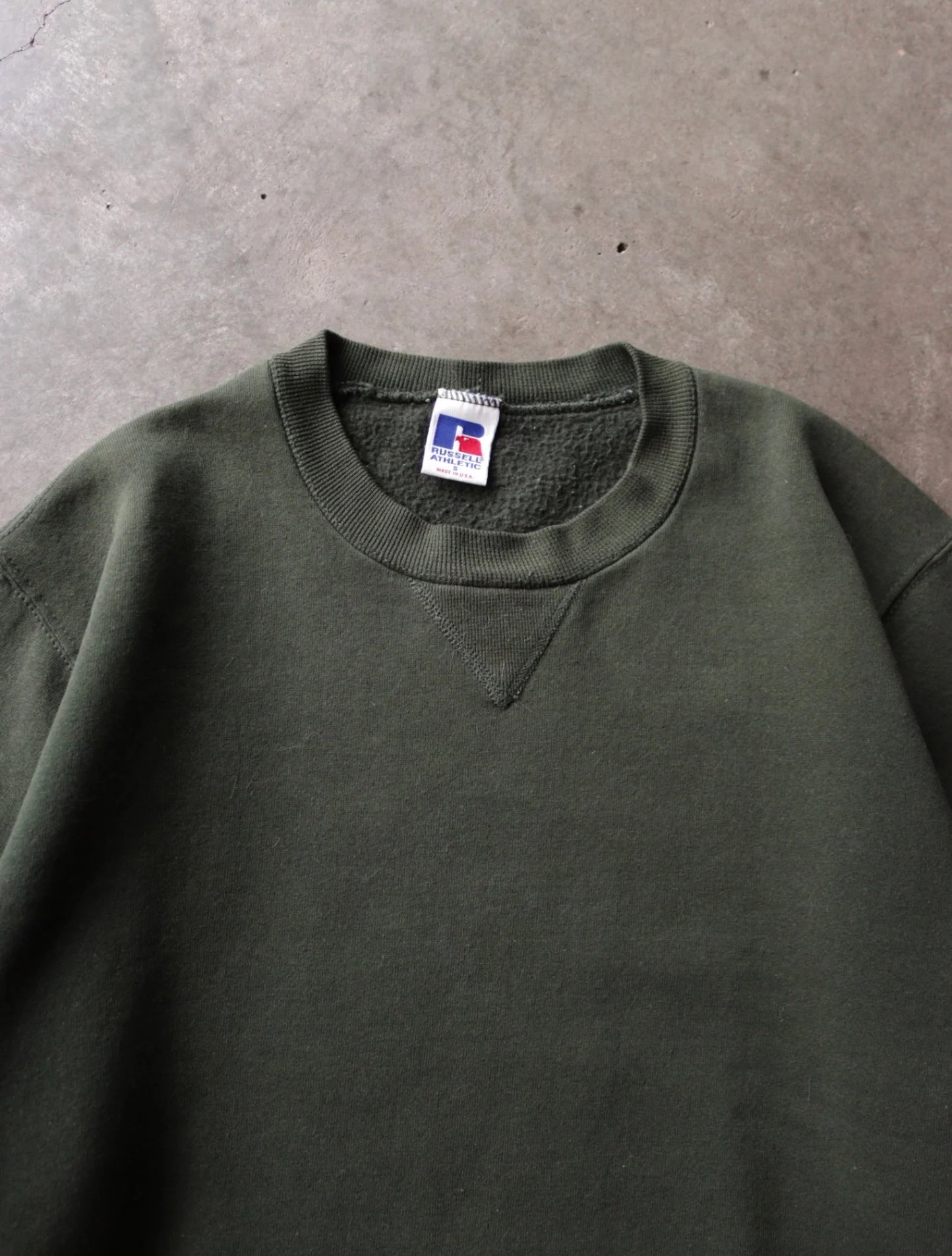 1990S RUSSELL FADED SWEATSHIRT