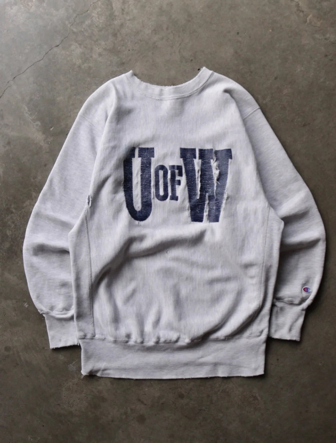 1990S FADED U OF W SWEATSHIRT