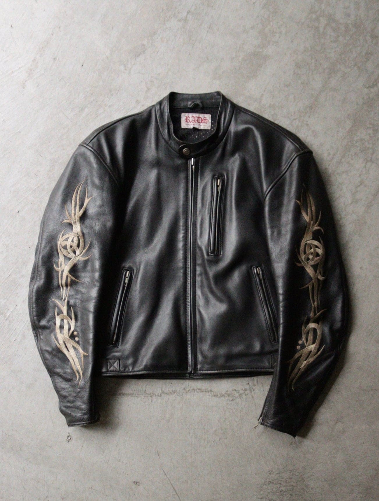 1990S KADOYA TRIBAL SLEEVE LEATHER BIKER JACKET