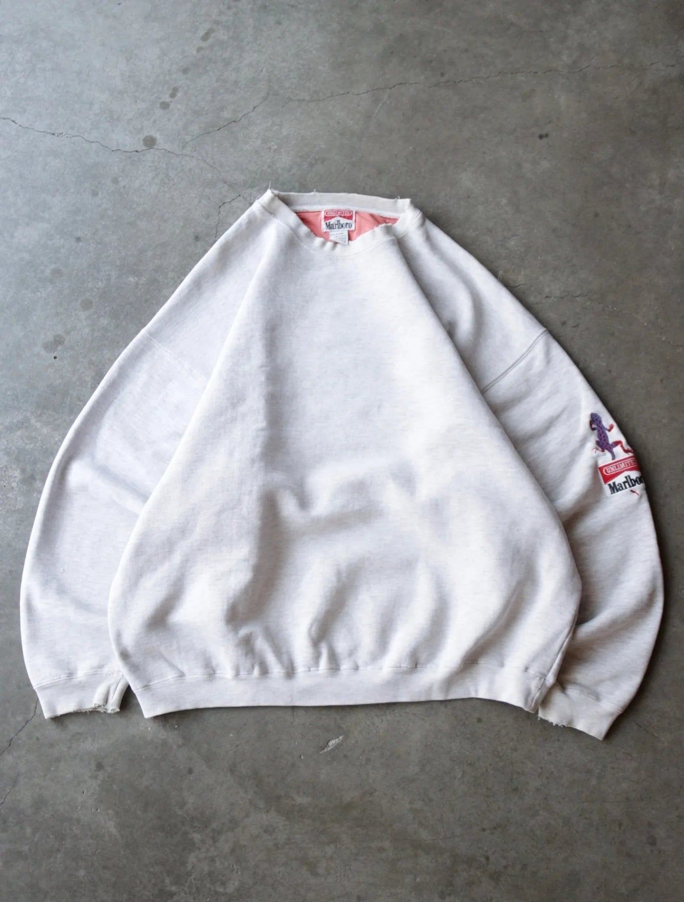 1990S MARLBORO LIZARD SWEATSHIRT