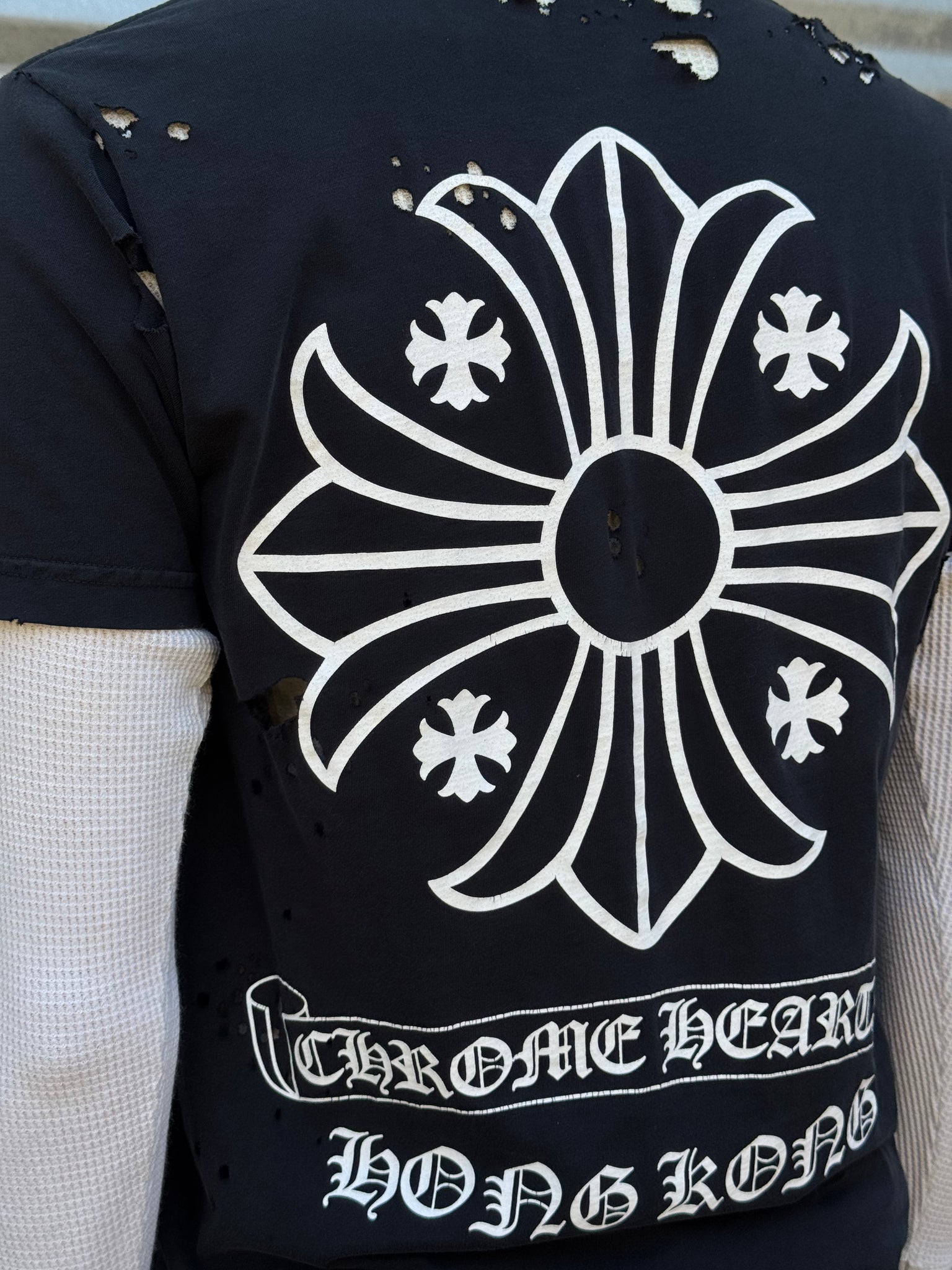 2000S CHROME HEARTS HONG KONG TEE + 70S THERMAL SHIRT
