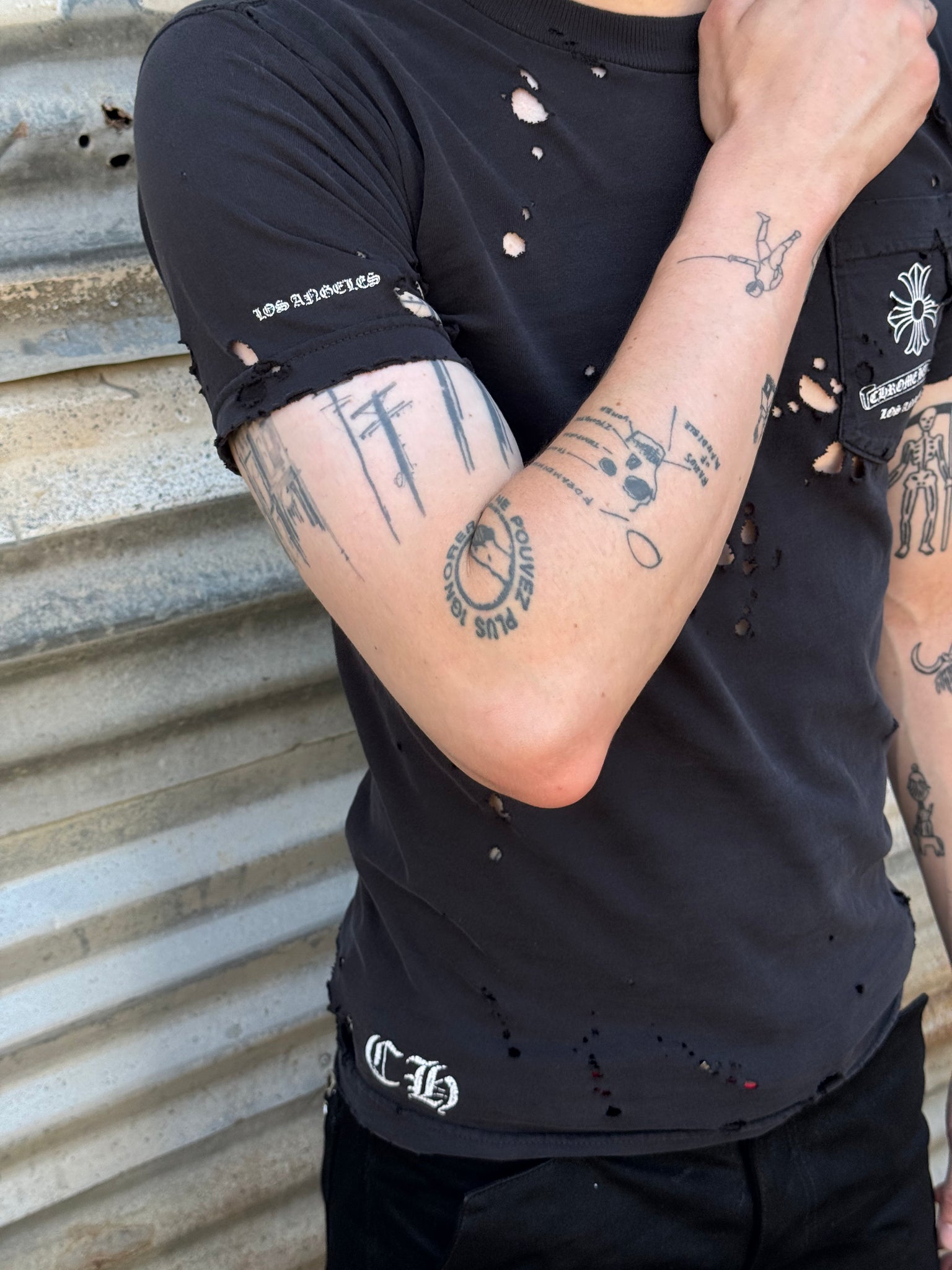 2000S CHROME HEARTS THRASHED LA TEE