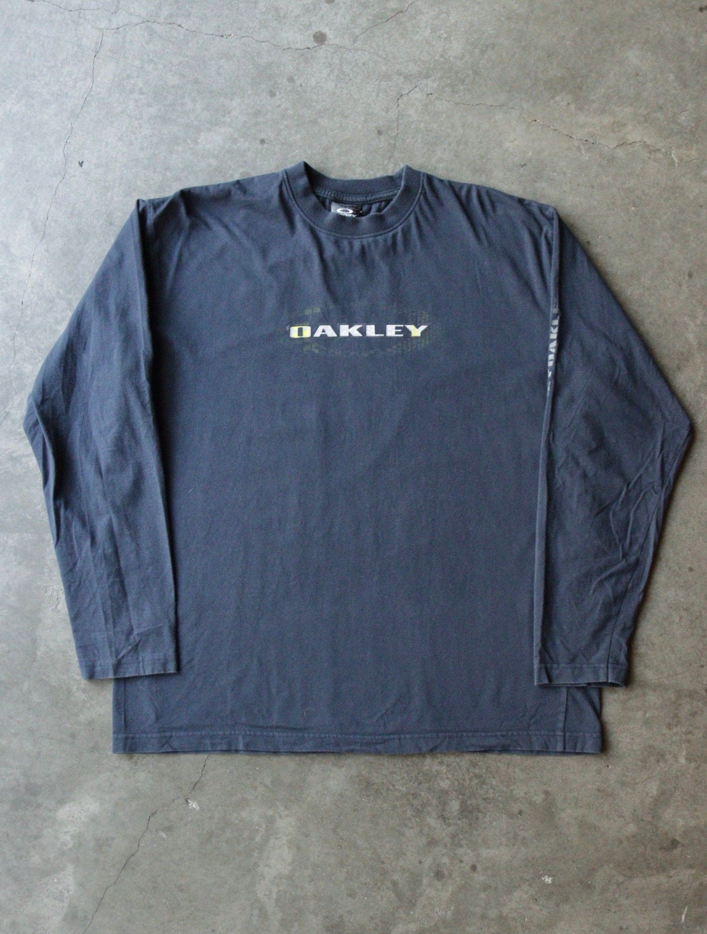 2000S OAKLEY L/S TEE