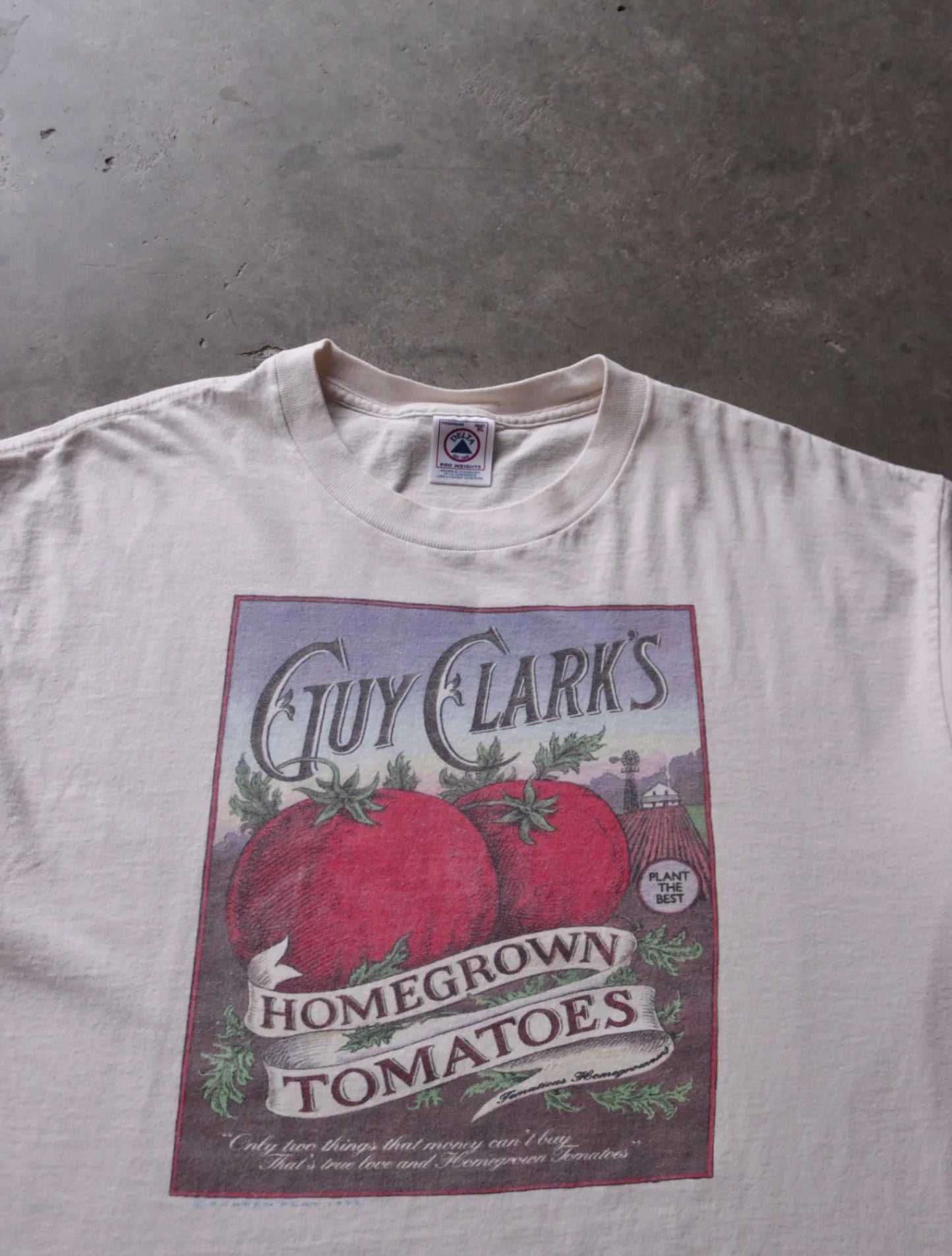 2000S GUY CLARKS TEE