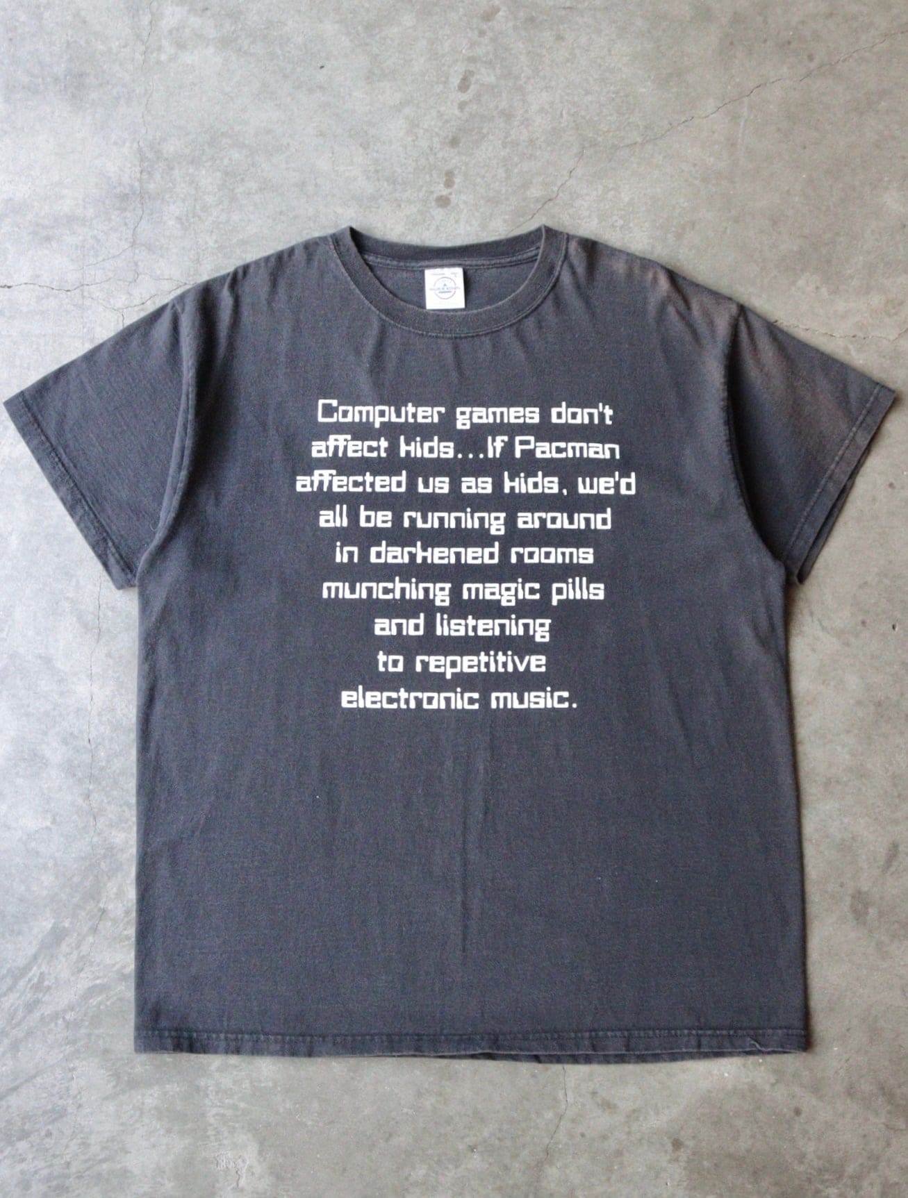 2000S COMPUTER GAMES DONT AFFECT KIDS TEE