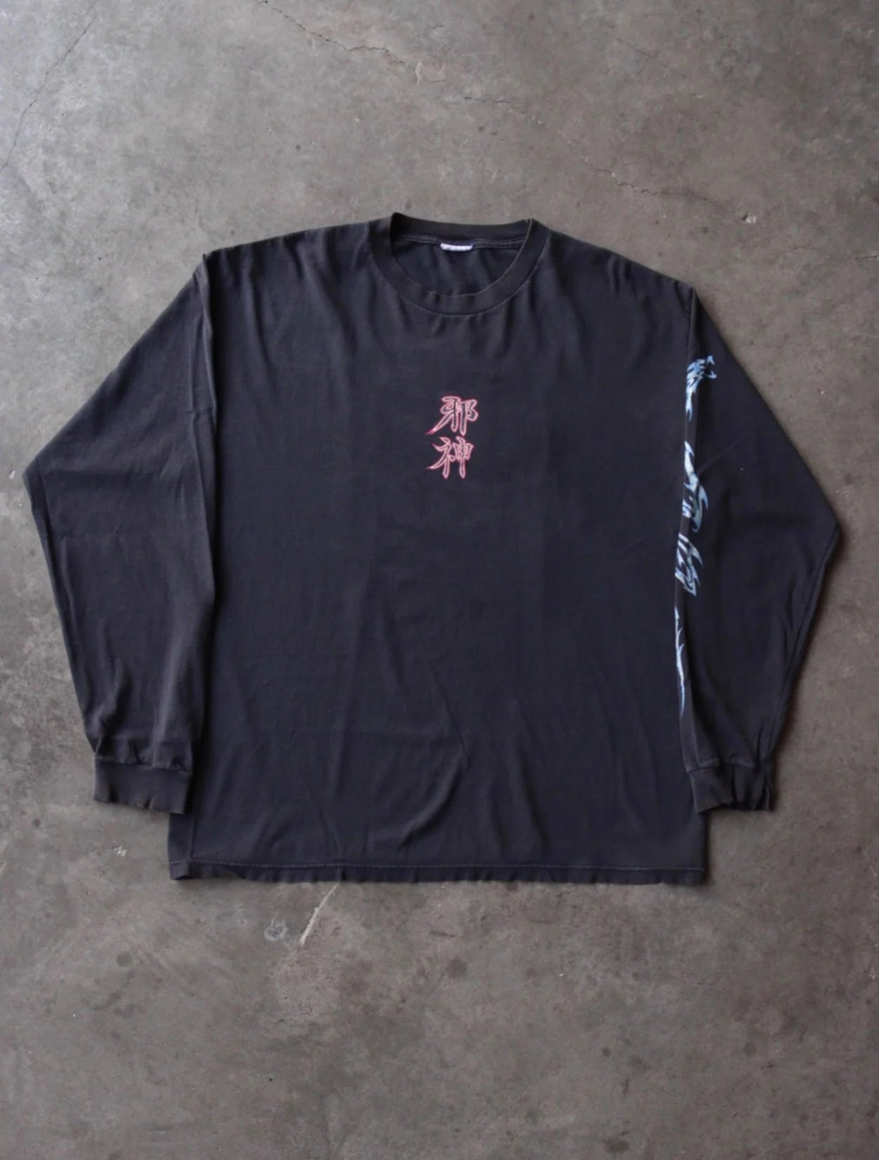 2000S DRAGON L/S TEE