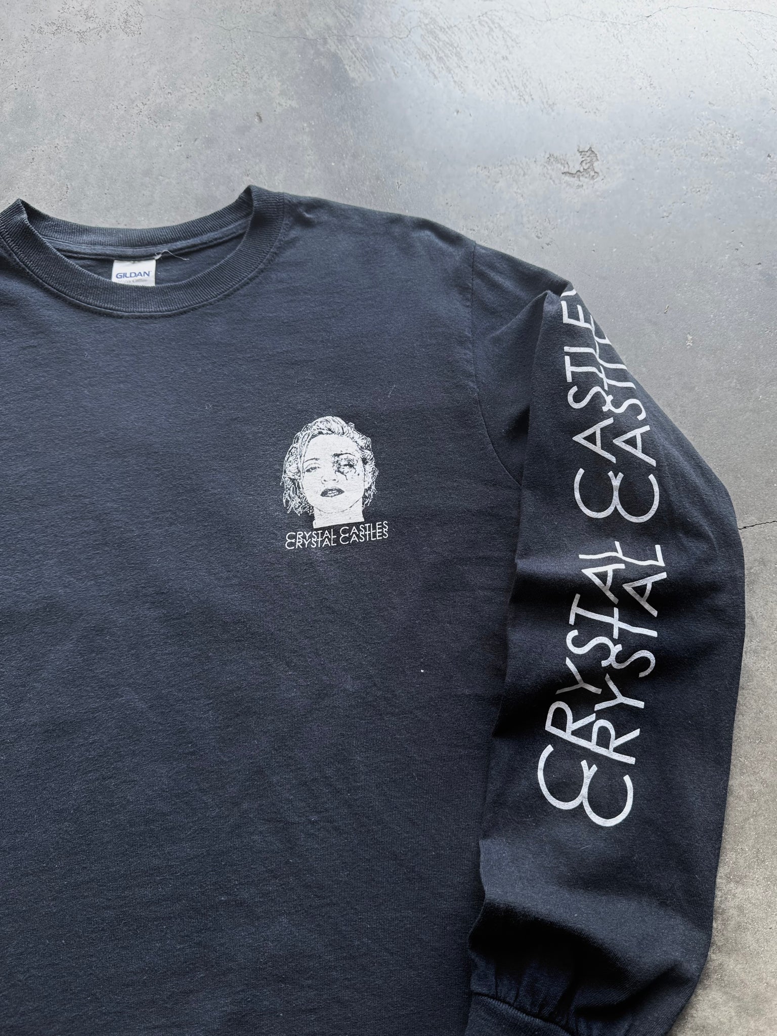 2010S CRYSTAL CASTLES (II) TEE