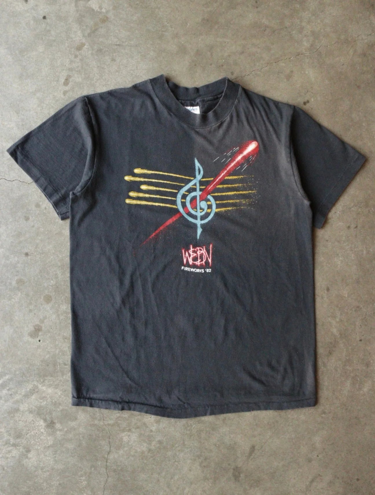 1980S FIREWORKS TEE