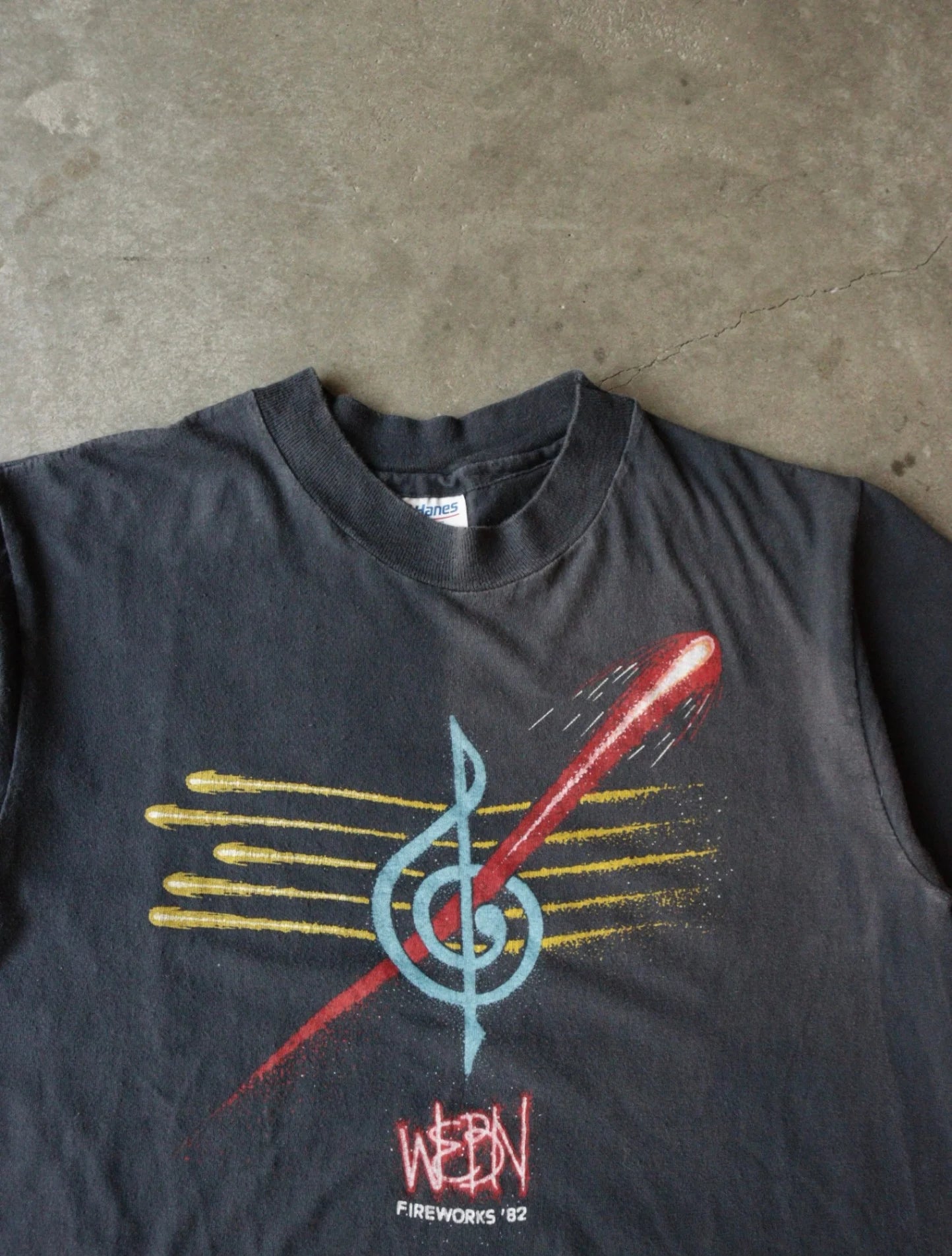 1980S FIREWORKS TEE