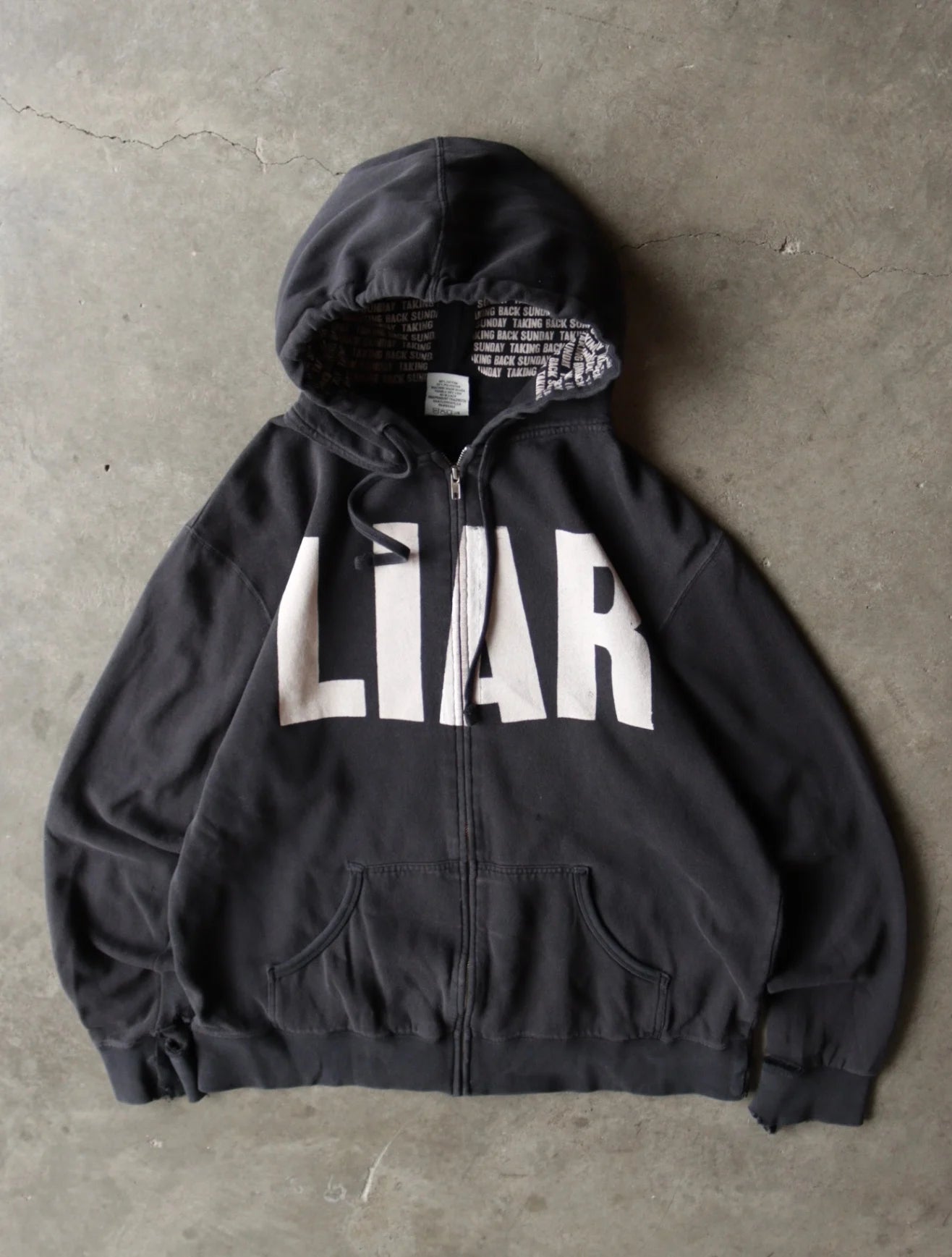 2000S LIAR HOODED SWEATSHIRT