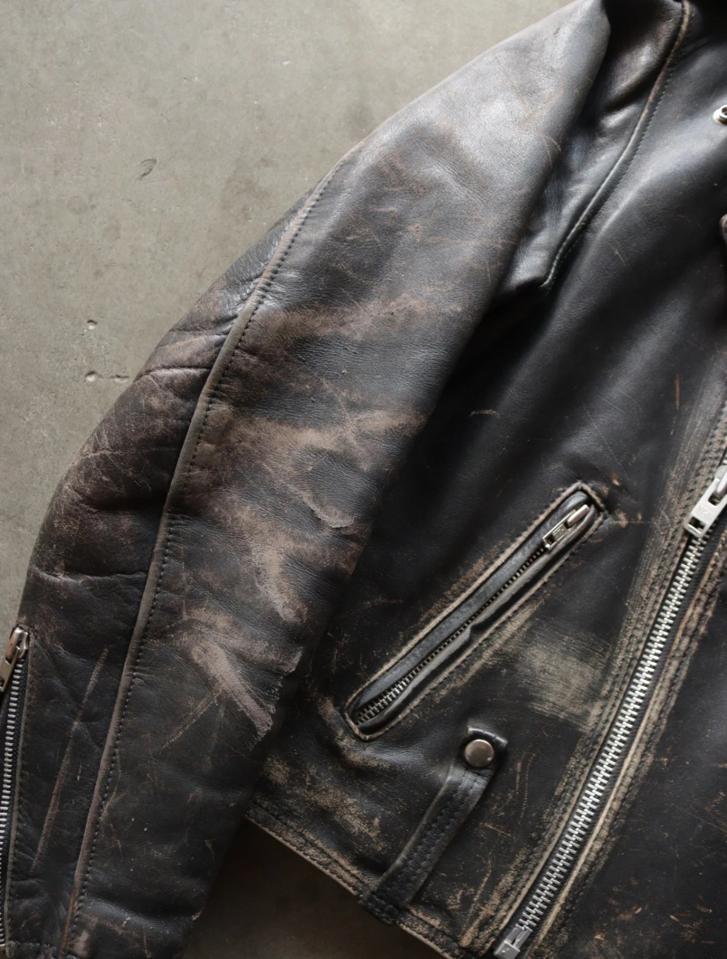 1970S HARLEY LEATHER BIKER JACKET