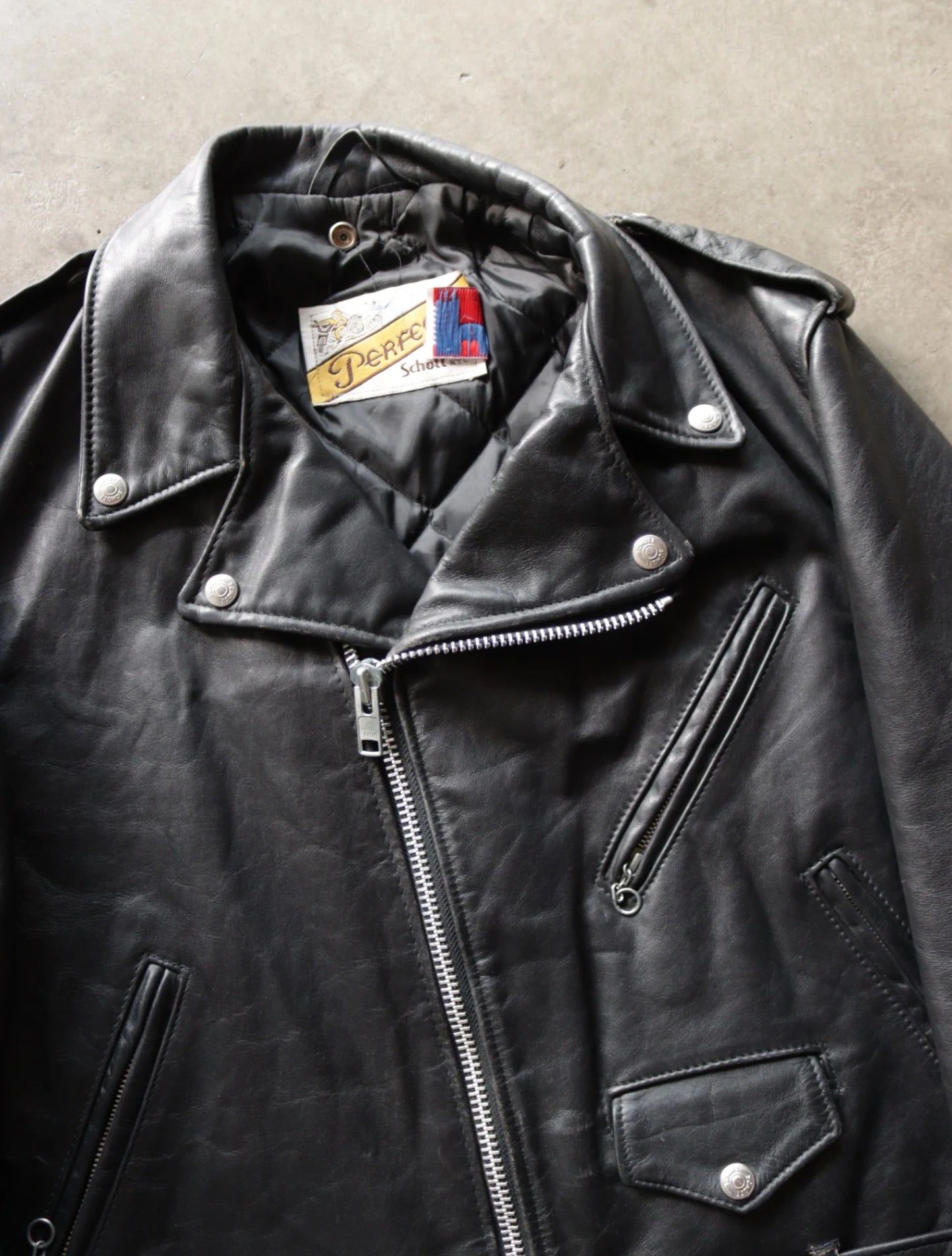 1970S SCHOTT PERFECTO LEATHER JACKET