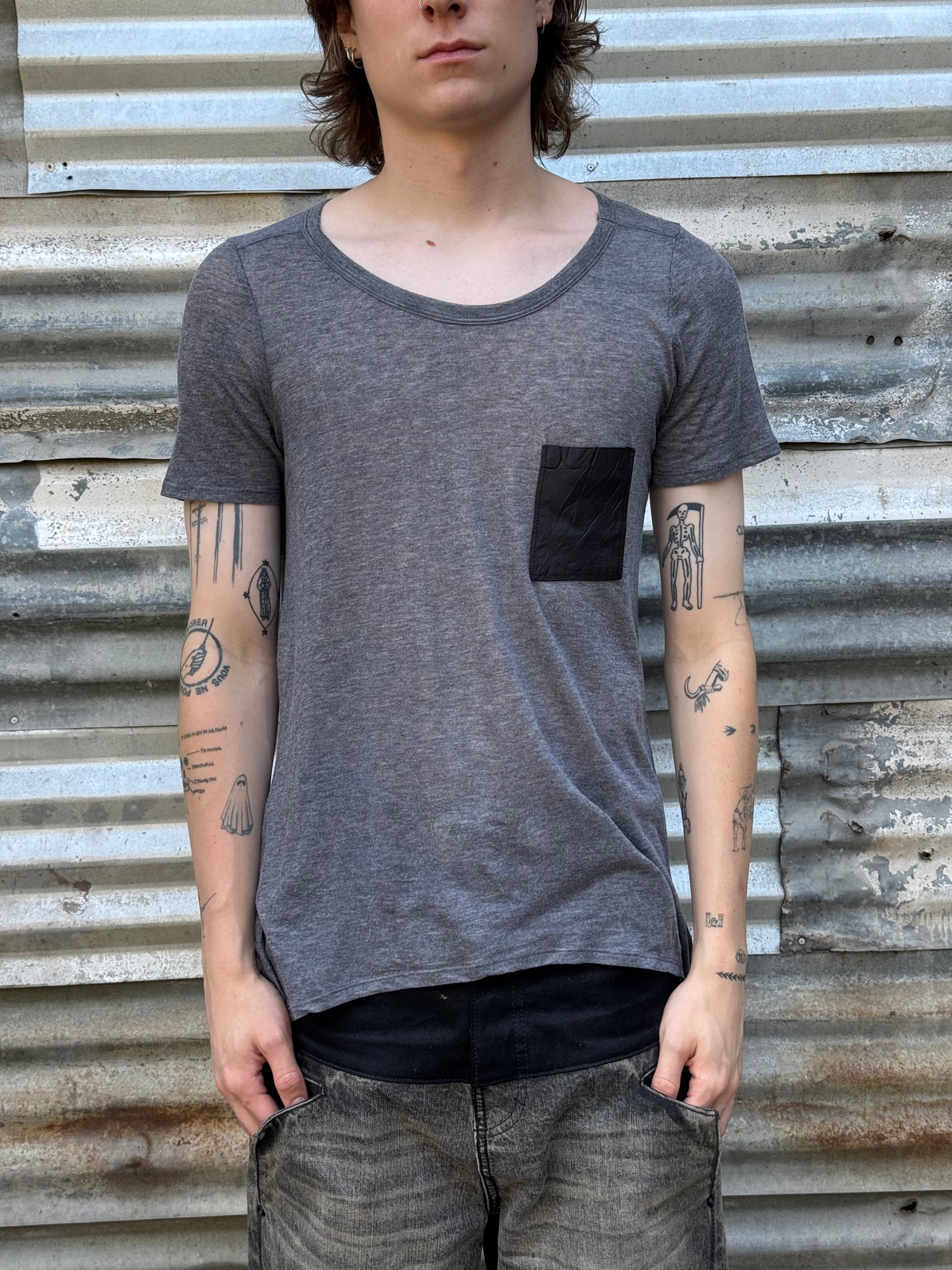 2000S CHROME HEARTS LEATHER CROSS TEE