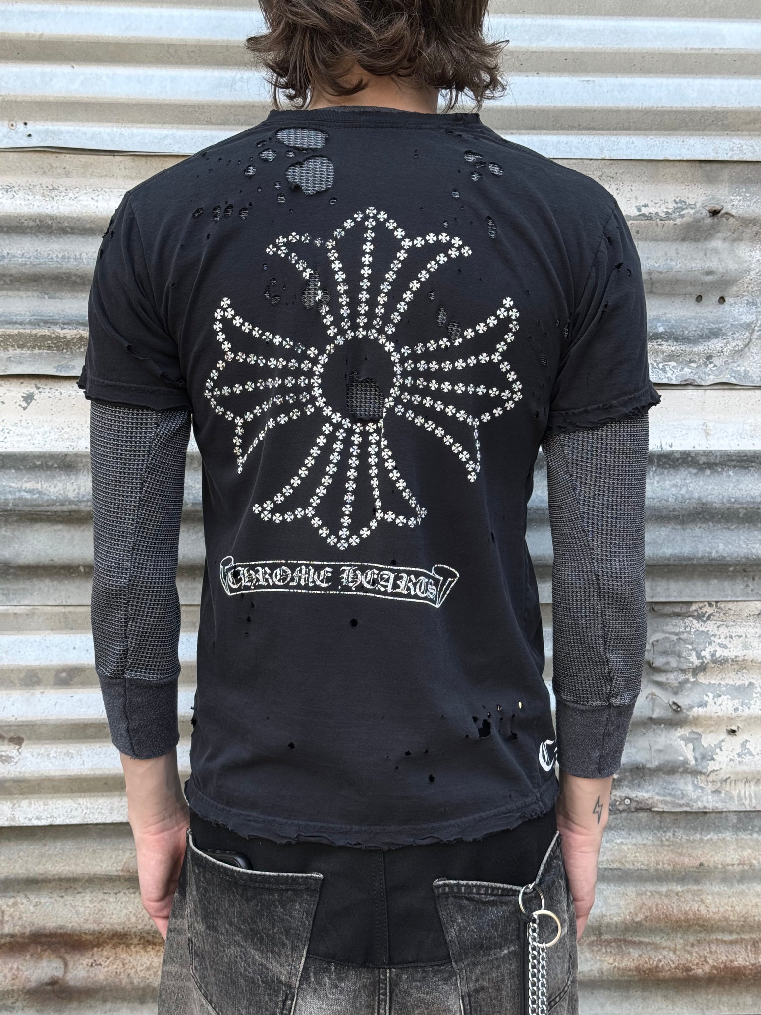 2000S CHROME HEARTS THRASHED CROSS TEE + VTG THERMAL SHIRT