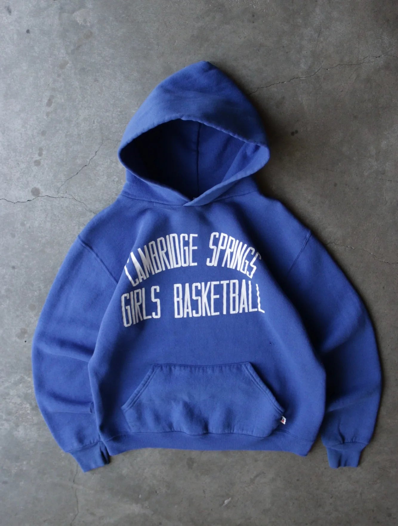 1980S GIRLS BASKETBALL HOODED SWEATSHIRT