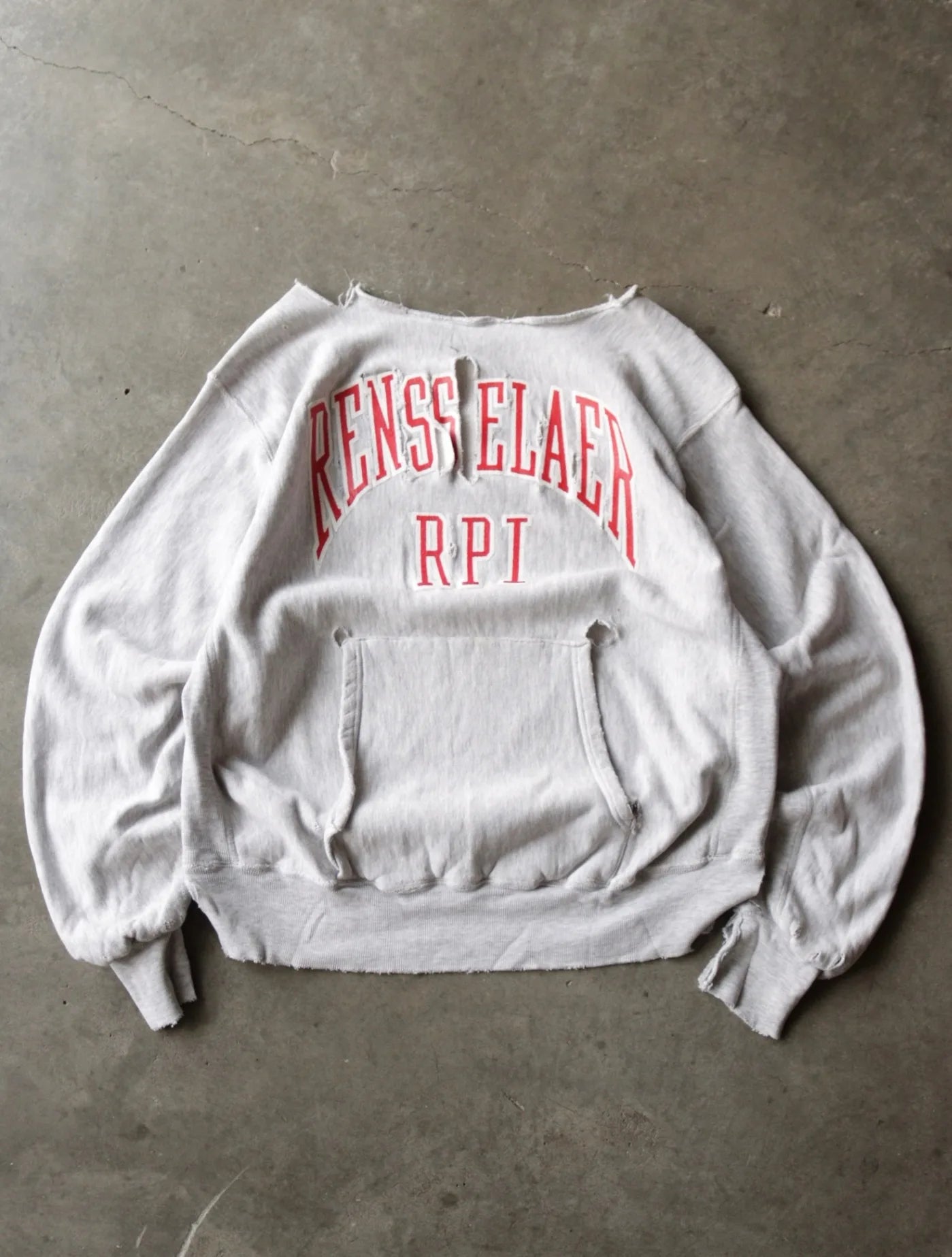 1980S REVERSE WEAVE CHOPPED DISTRESSED SWEATSHIRT