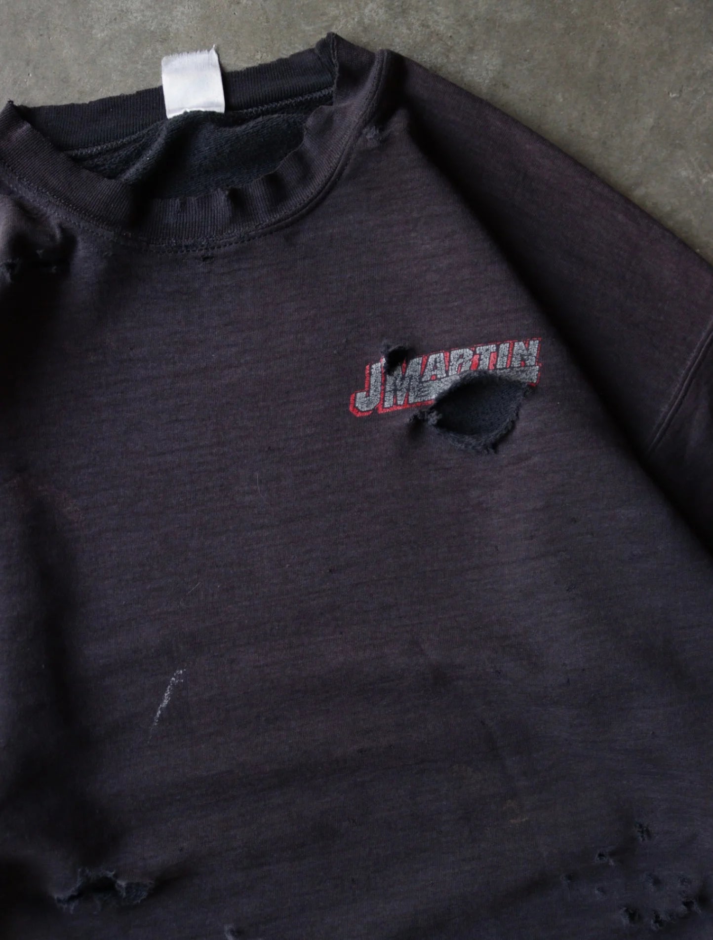 1990S FADED BLACK DISTRESSED SWEATSHIRT