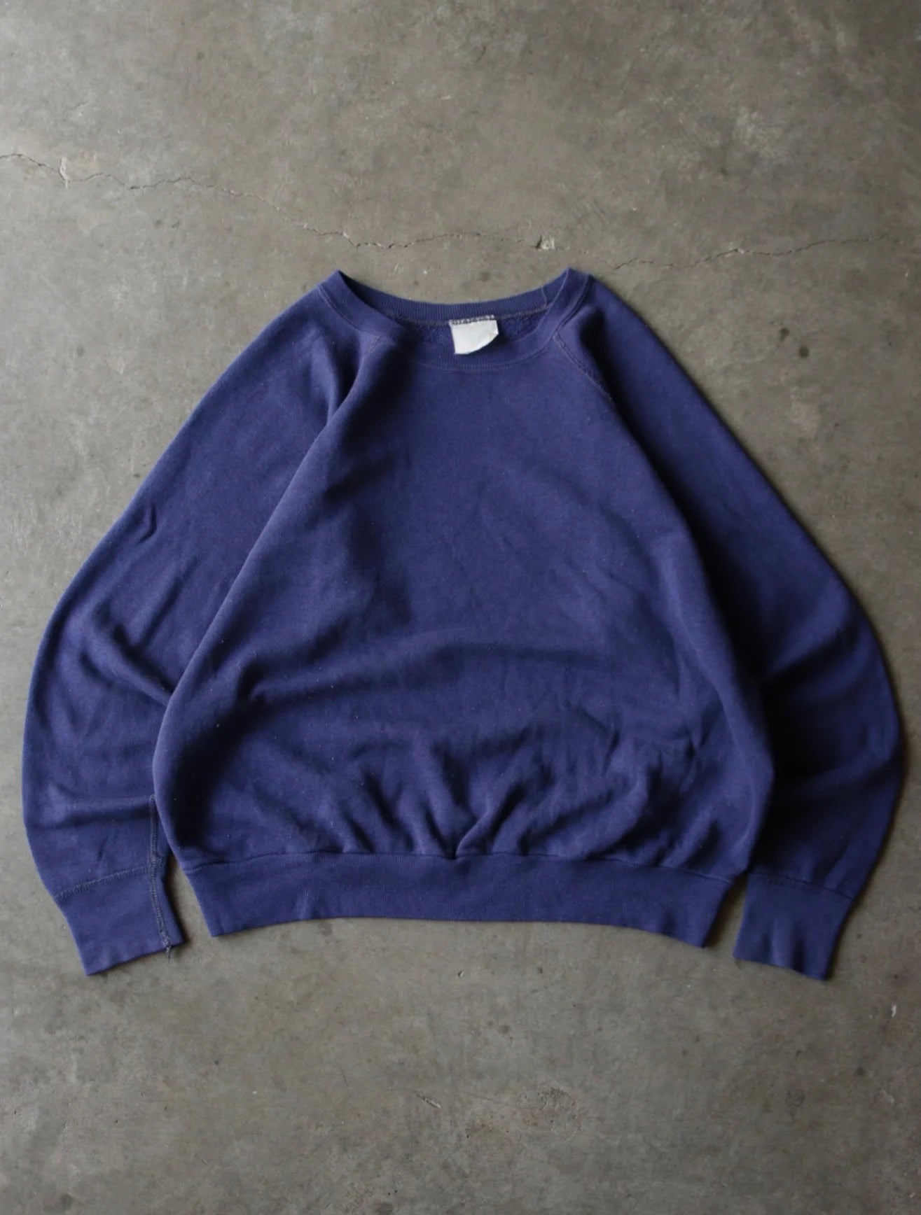 1980S BLUE RAGLAN SWEATSHIRT